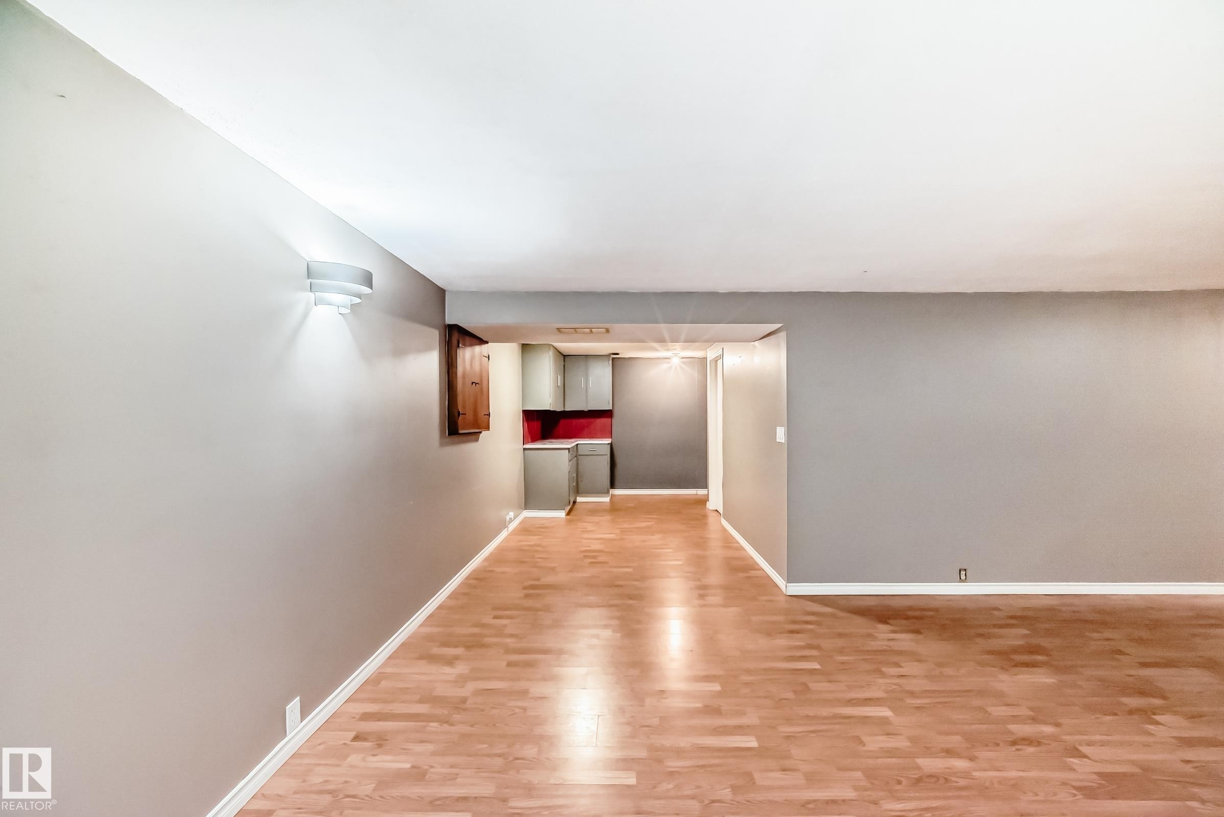 












18215 80A Avenue

,
Edmonton,




AB
T5T 0V4

