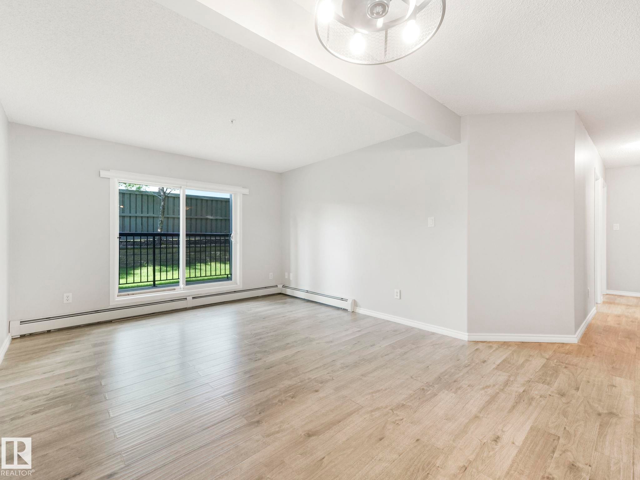 












110 646 MCALLISTER Loop

,
Edmonton,




AB
T6W 0B5

