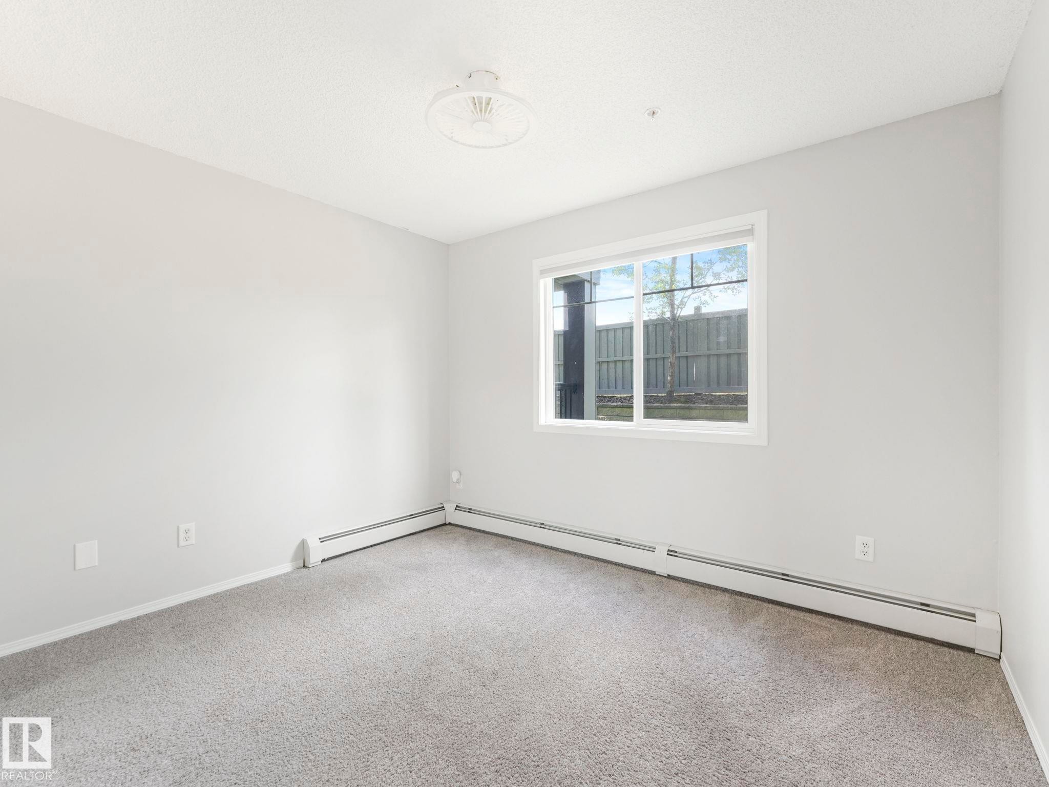 












110 646 MCALLISTER Loop

,
Edmonton,




AB
T6W 0B5

