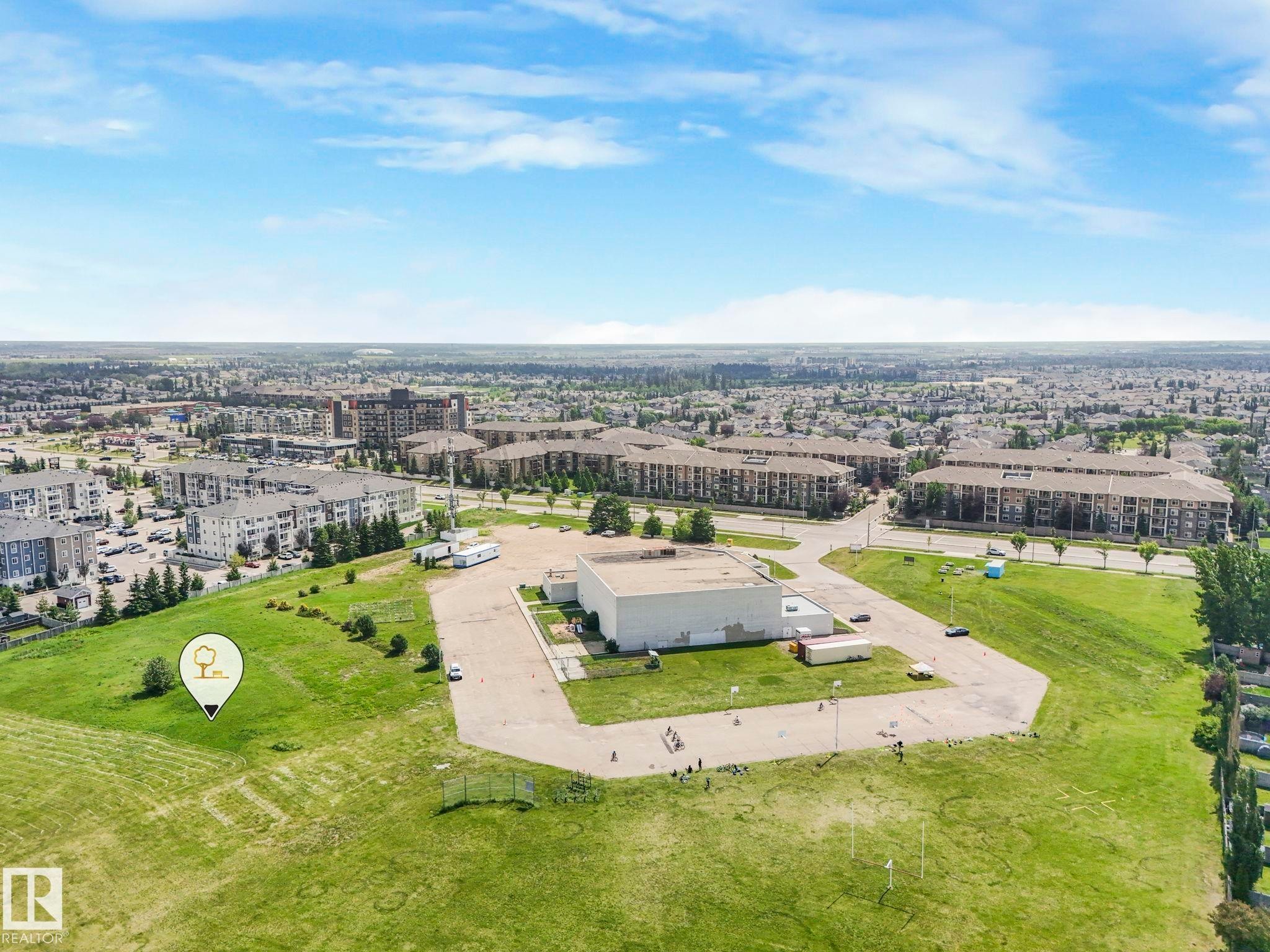 












110 646 MCALLISTER Loop

,
Edmonton,




AB
T6W 0B5

