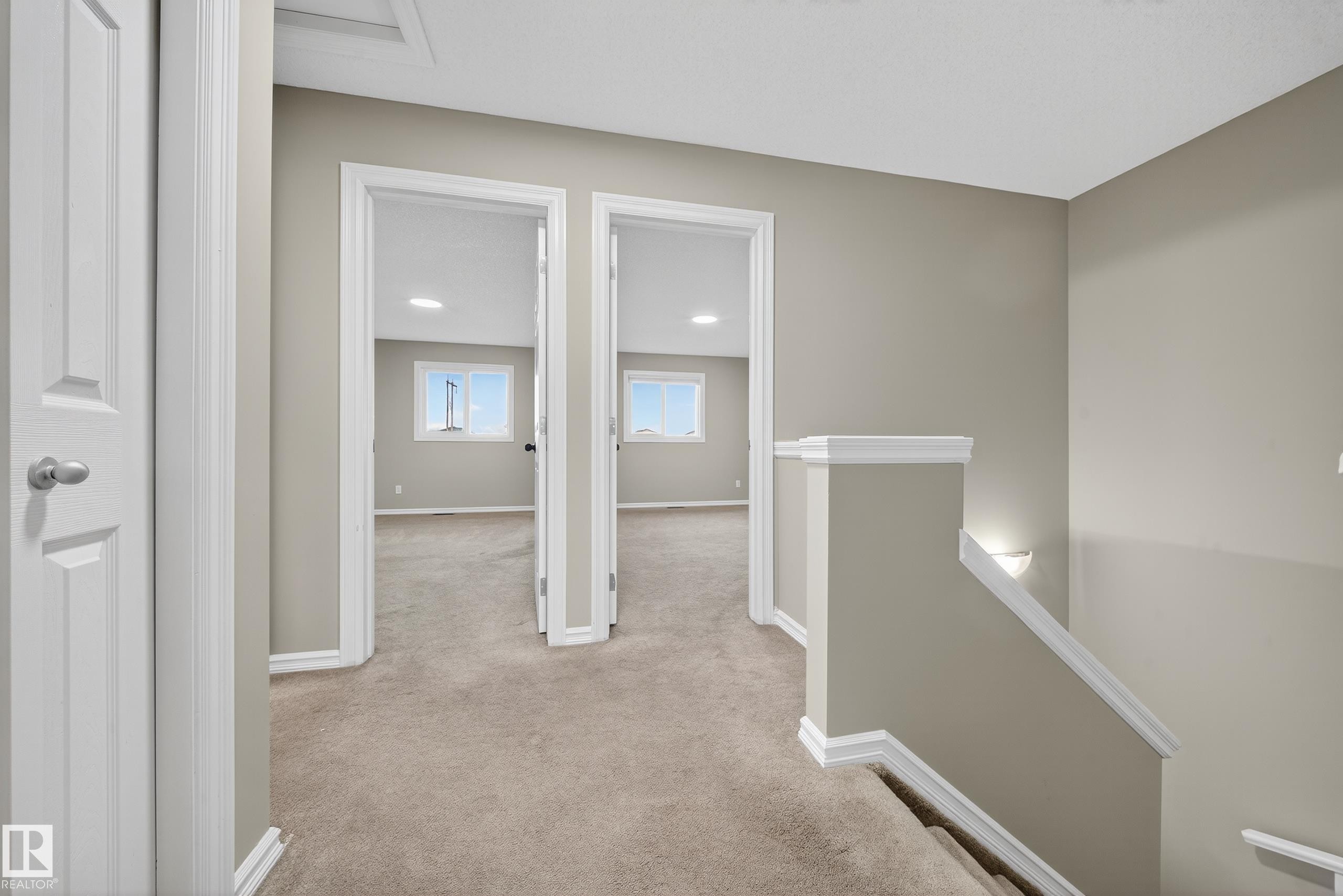 












1827 28 Street

,
Edmonton,




AB
T6T 0N8

