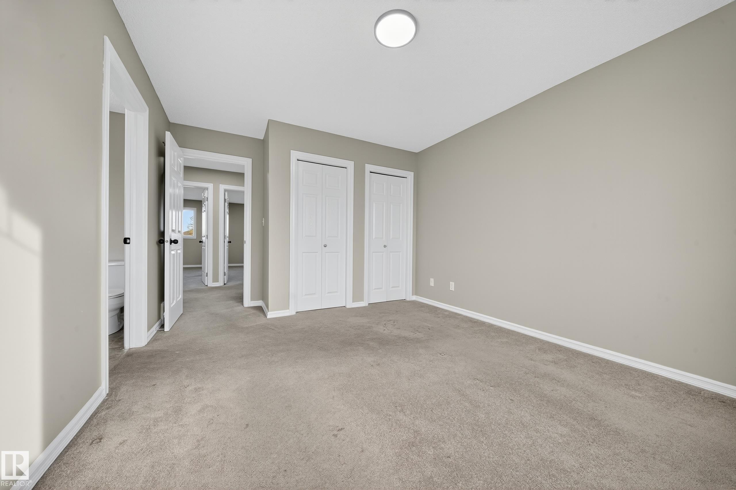 












1827 28 Street

,
Edmonton,




AB
T6T 0N8

