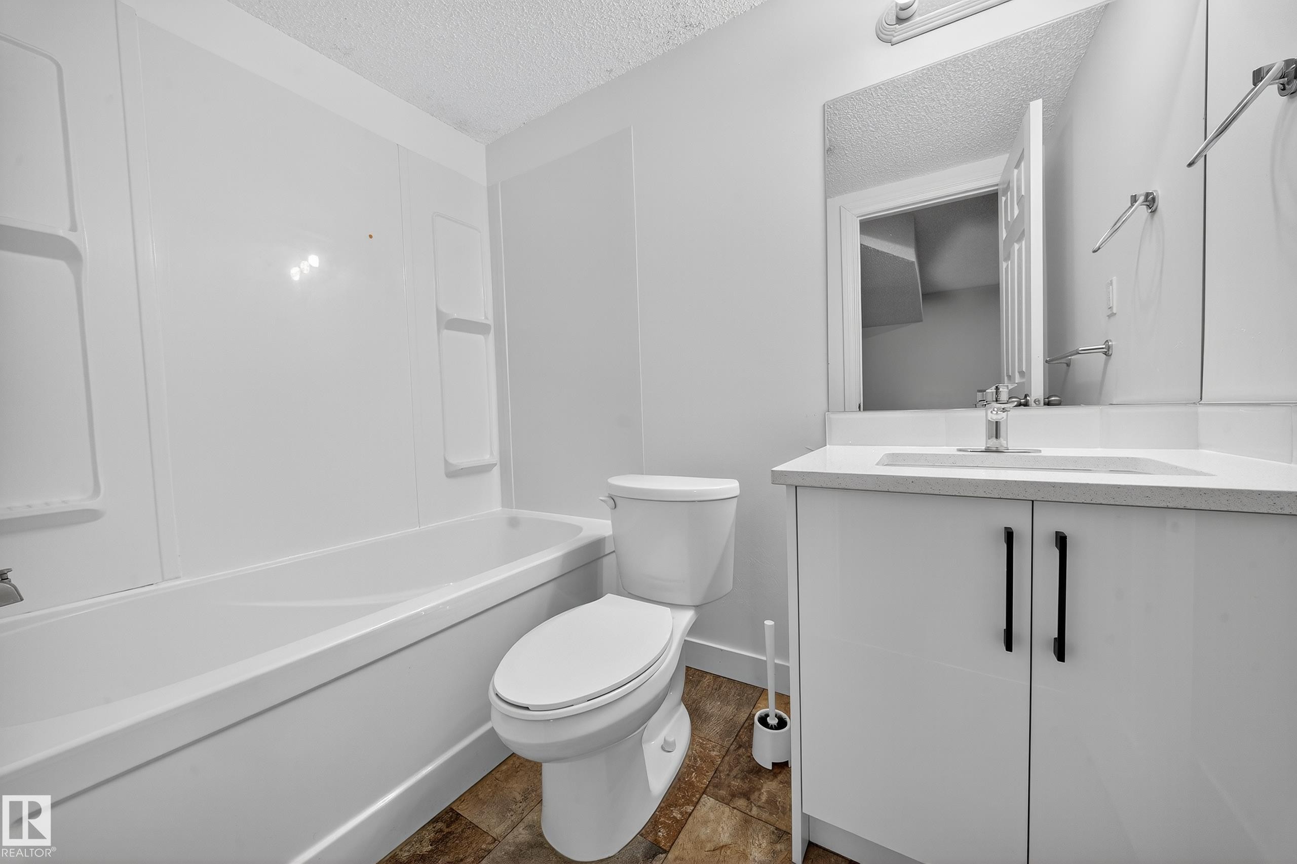 












1827 28 Street

,
Edmonton,




AB
T6T 0N8

