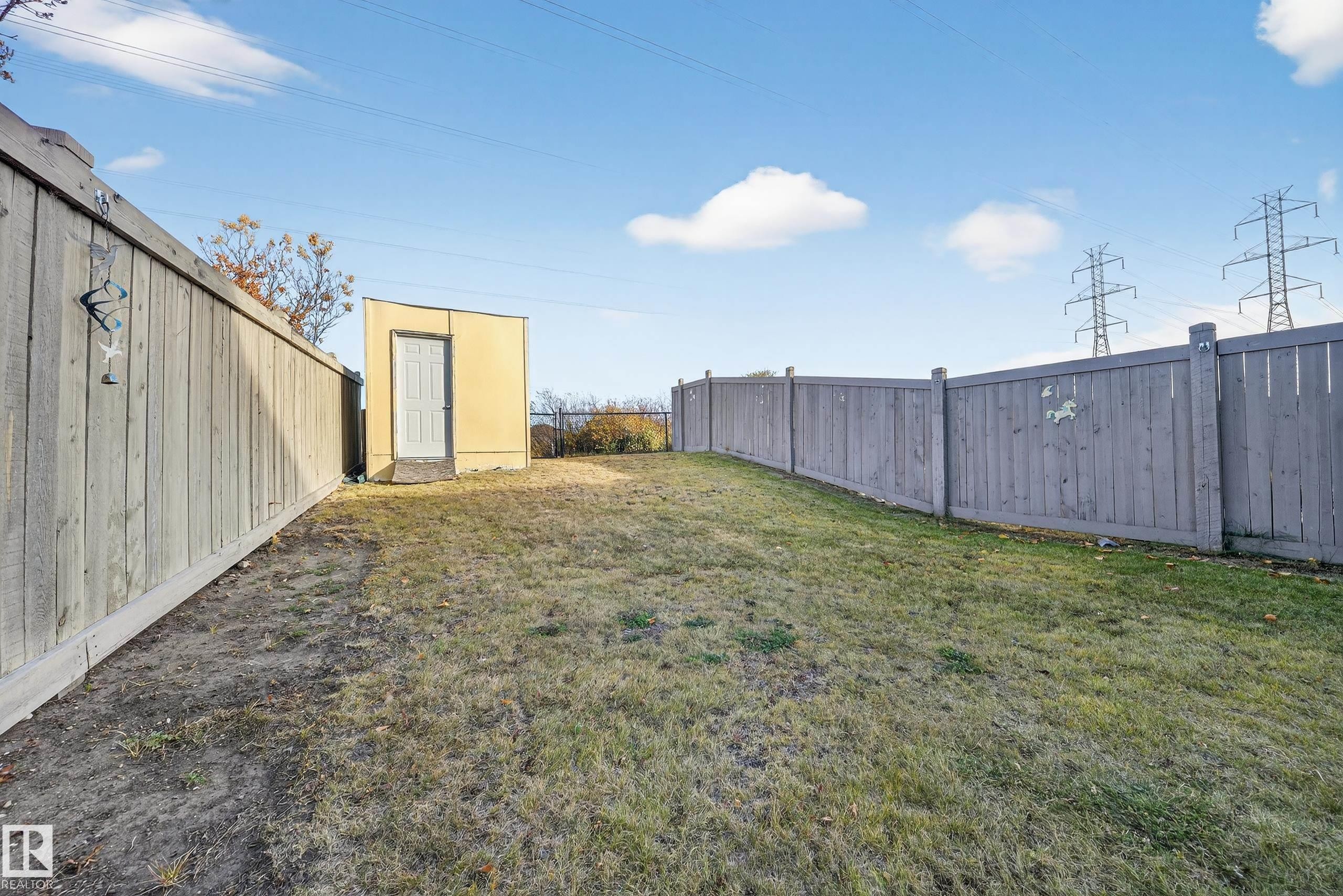 












1827 28 Street

,
Edmonton,




AB
T6T 0N8

