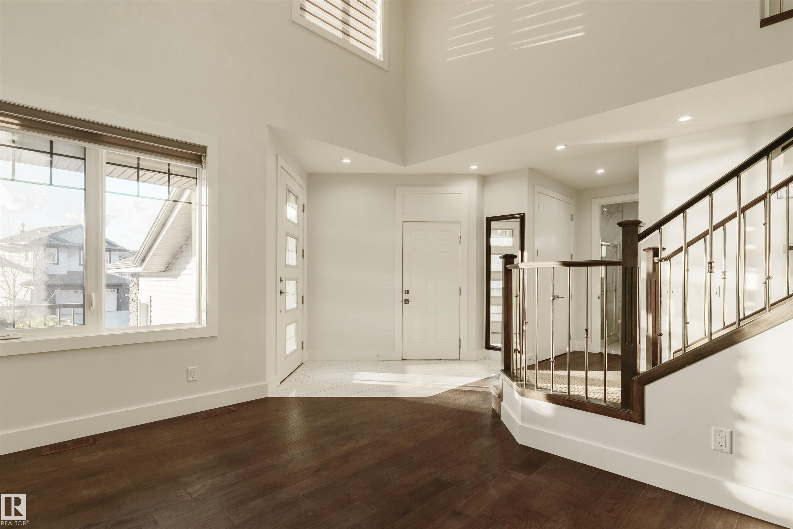 












2109 53 Street

,
Edmonton,




AB
T6X 1X3

