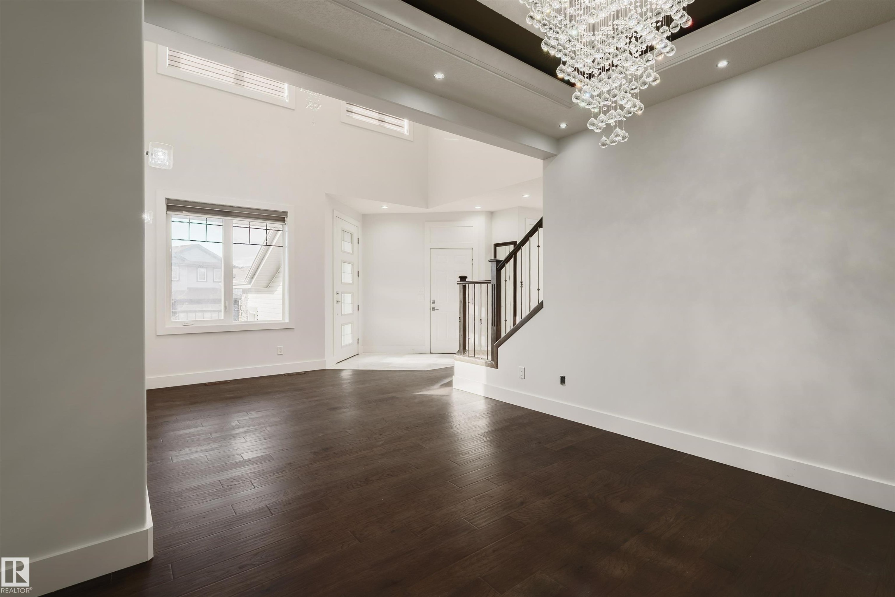 












2109 53 Street

,
Edmonton,




AB
T6X 1X3

