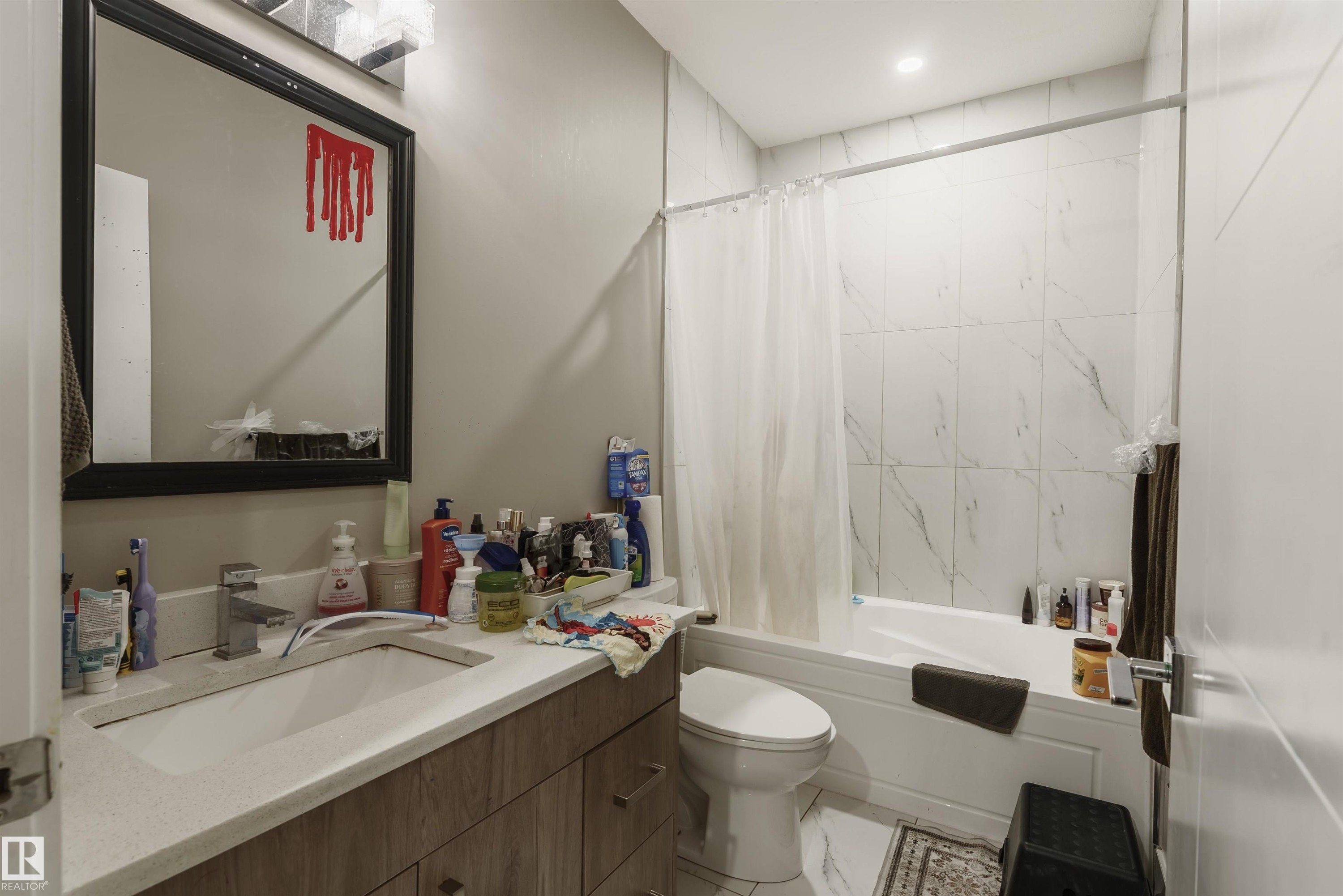 












2109 53 Street

,
Edmonton,




AB
T6X 1X3

