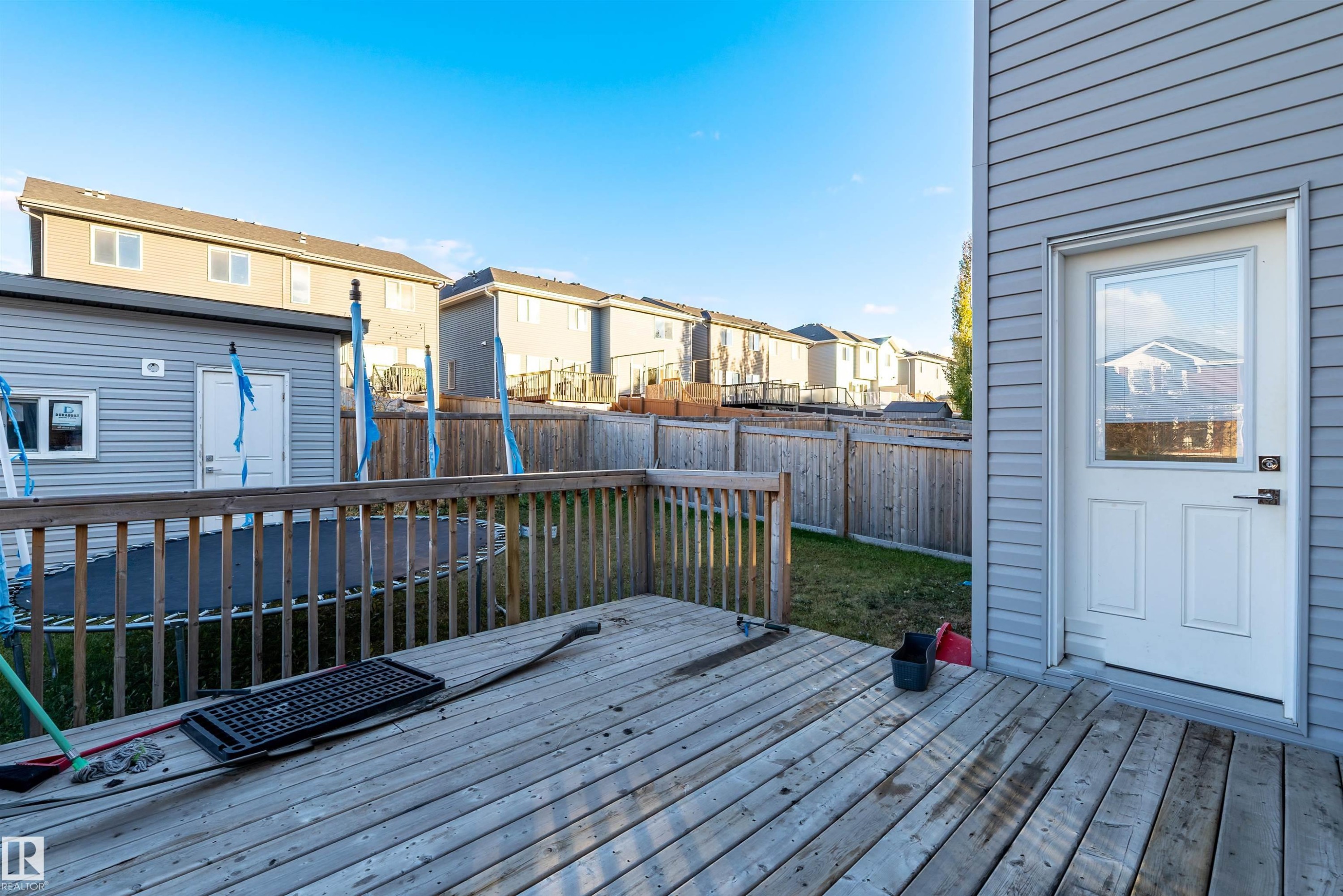 












2109 53 Street

,
Edmonton,




AB
T6X 1X3

