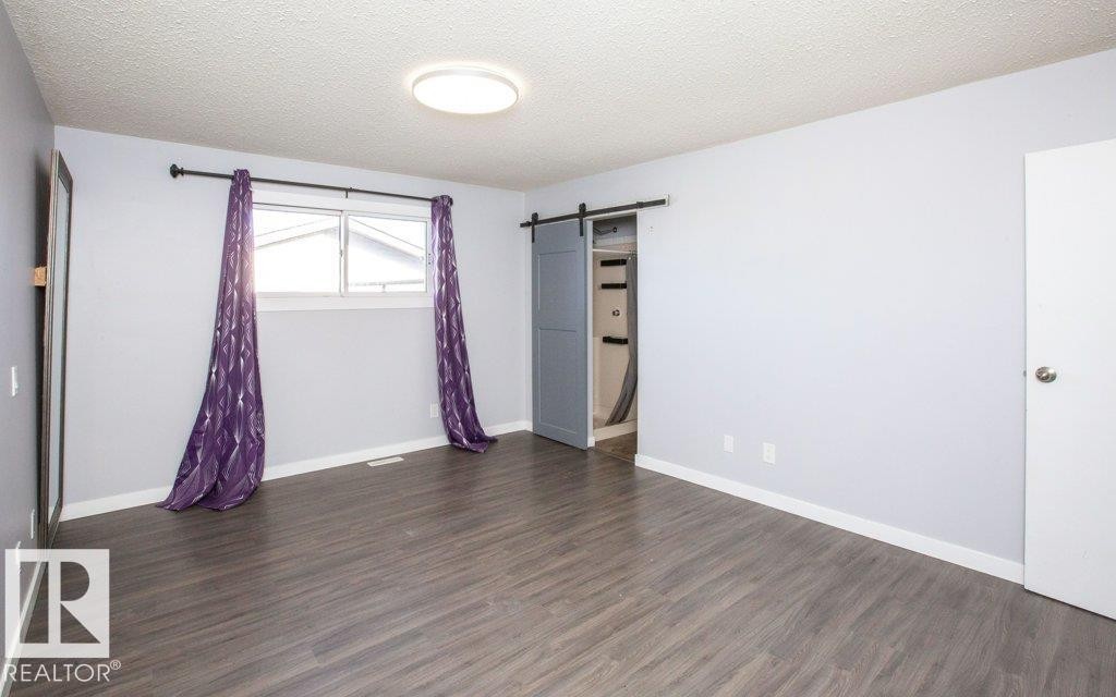 












11040 104 Street

,
Westlock,




AB
T7P 1G4

