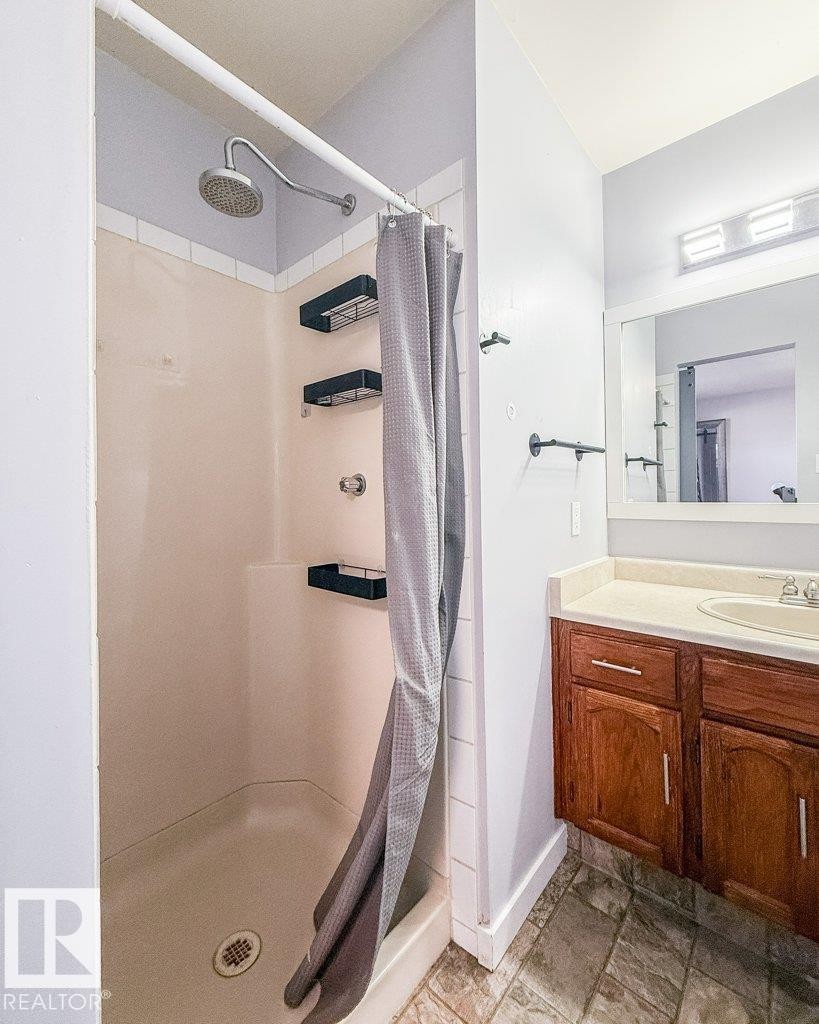 












11040 104 Street

,
Westlock,




AB
T7P 1G4

