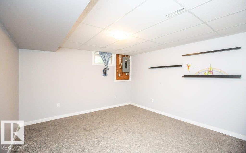 












11040 104 Street

,
Westlock,




AB
T7P 1G4

