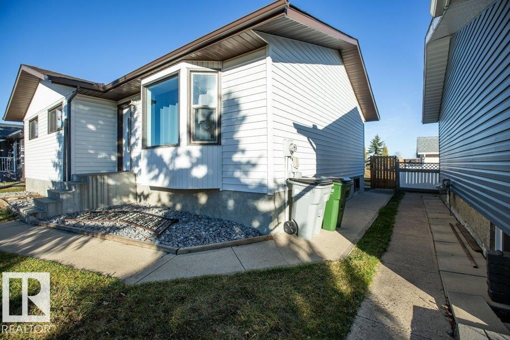 












11040 104 Street

,
Westlock,




AB
T7P 1G4

