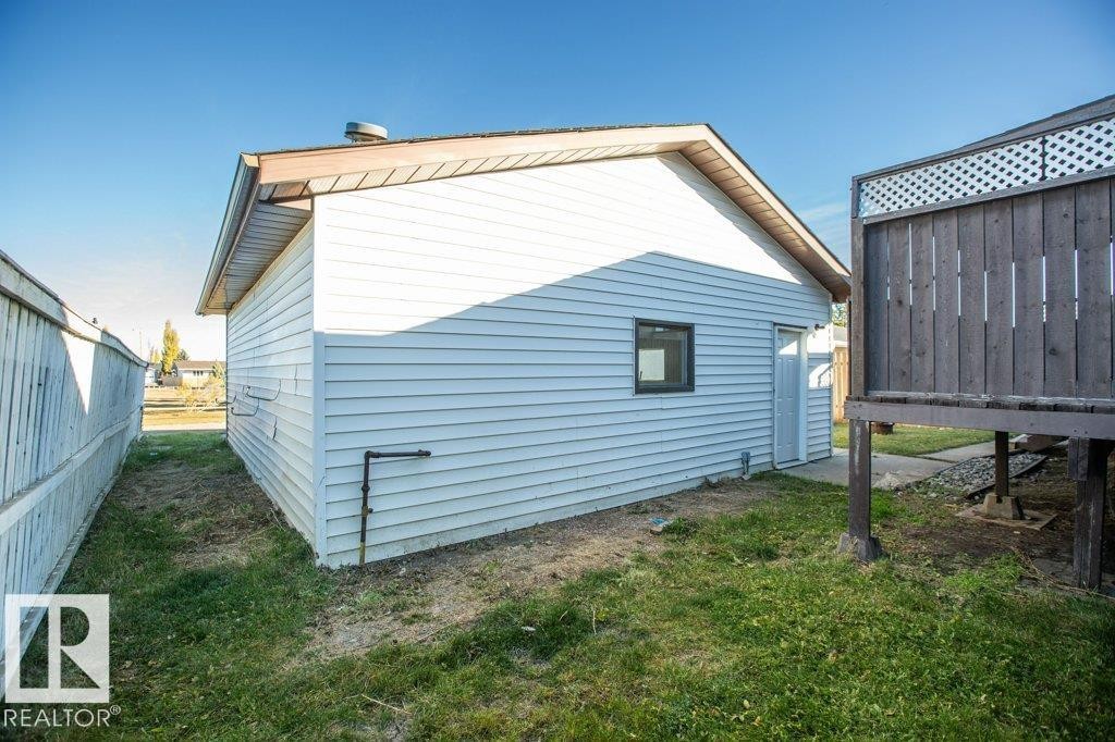 












11040 104 Street

,
Westlock,




AB
T7P 1G4

