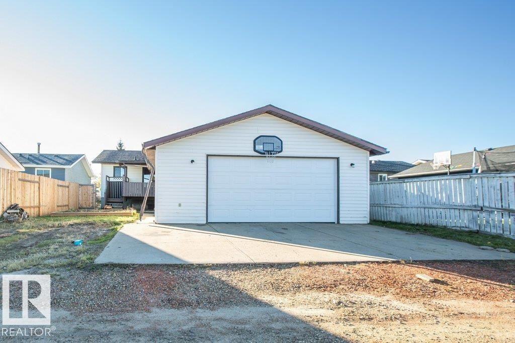 












11040 104 Street

,
Westlock,




AB
T7P 1G4


