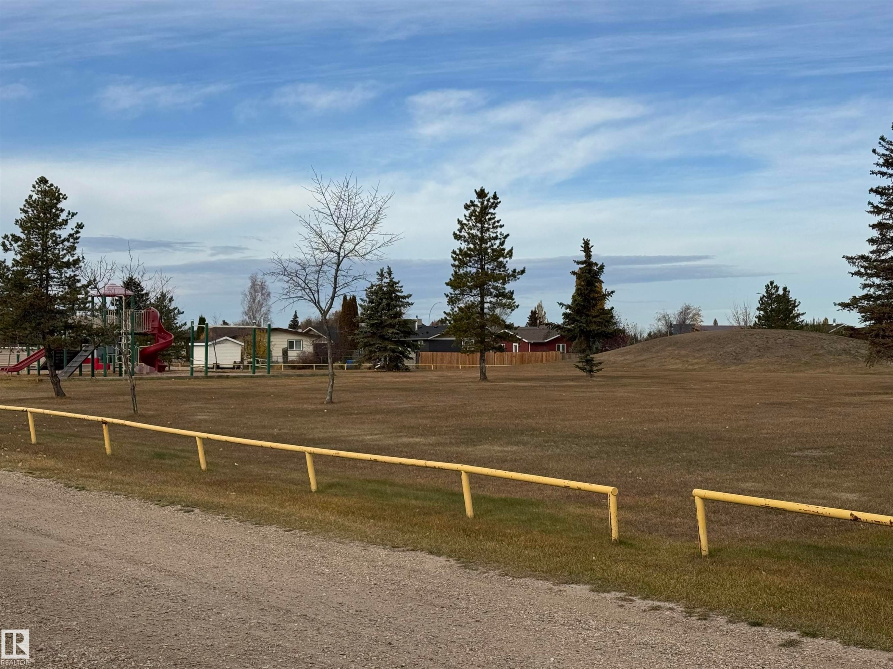 












11040 104 Street

,
Westlock,




AB
T7P 1G4

