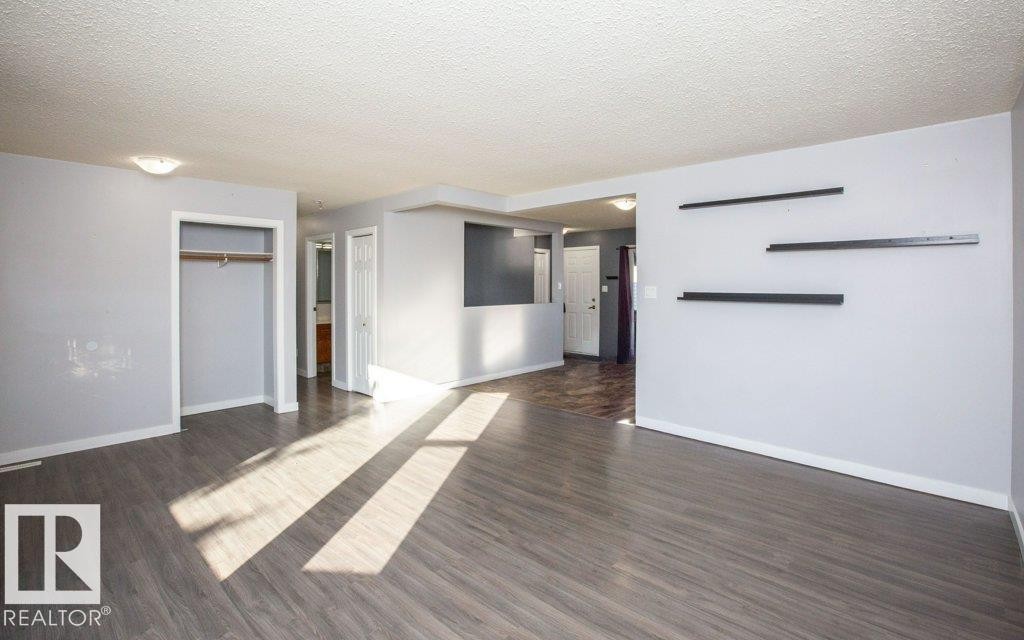 












11040 104 Street

,
Westlock,




AB
T7P 1G4

