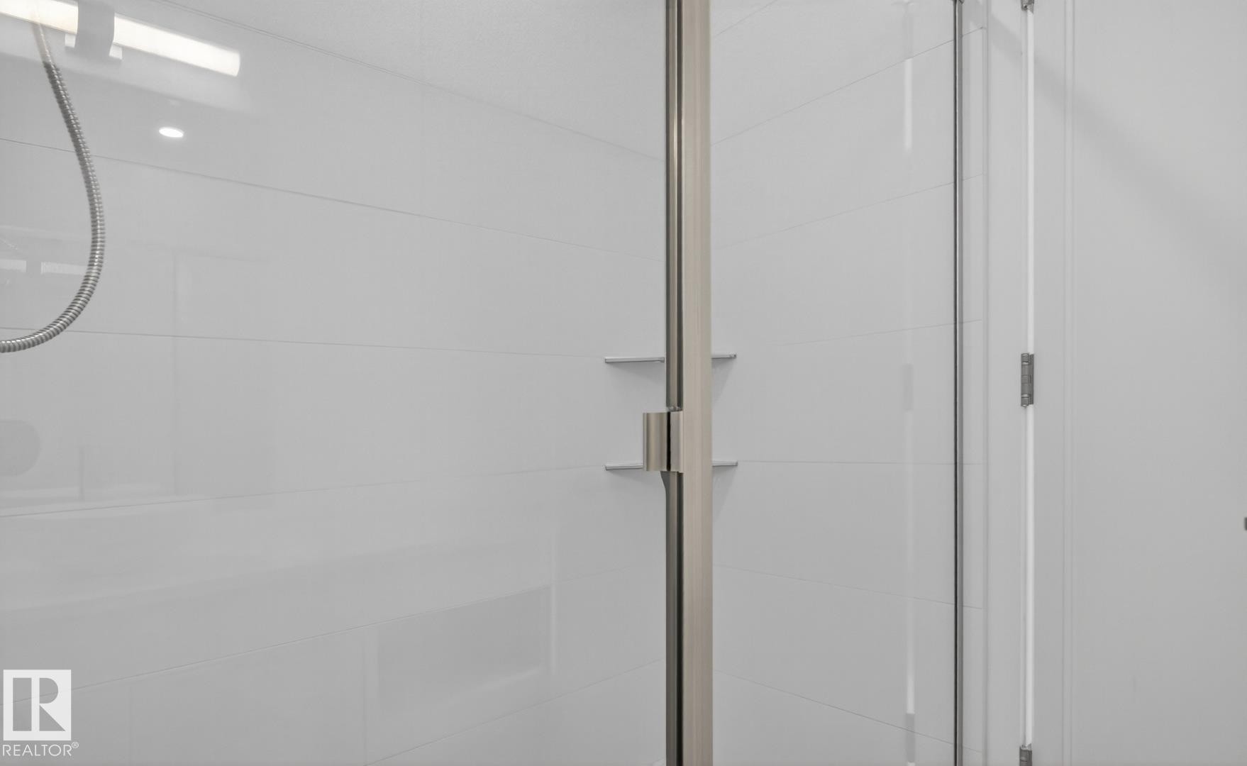 












14502 103 Avenue

,
Edmonton,




AB
T5W 0T4

