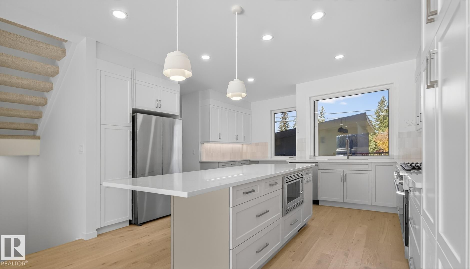 












14502 103 Avenue

,
Edmonton,




AB
T5W 0T4

