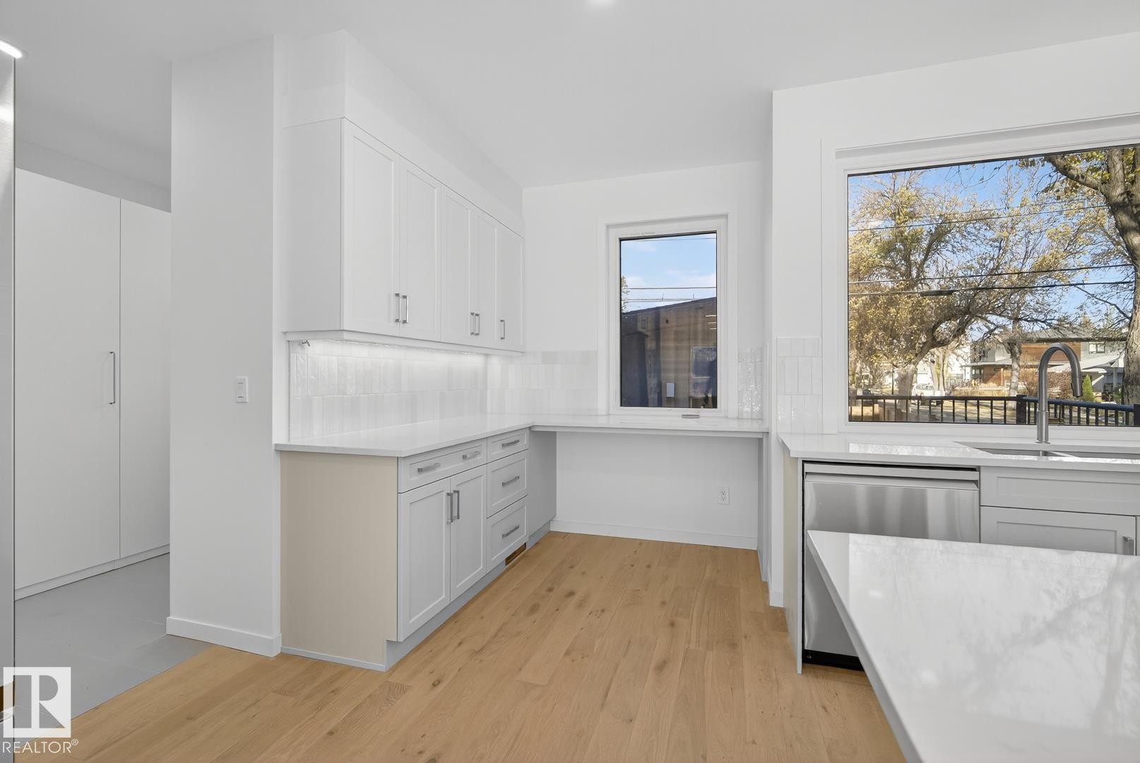 












14502 103 Avenue

,
Edmonton,




AB
T5W 0T4

