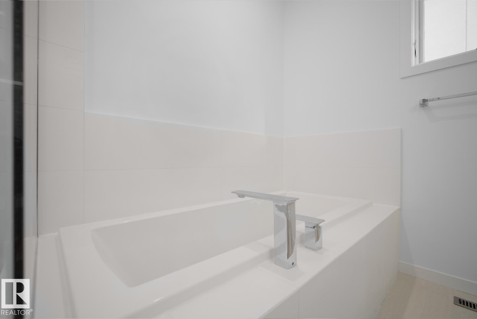 












14502 103 Avenue

,
Edmonton,




AB
T5W 0T4

