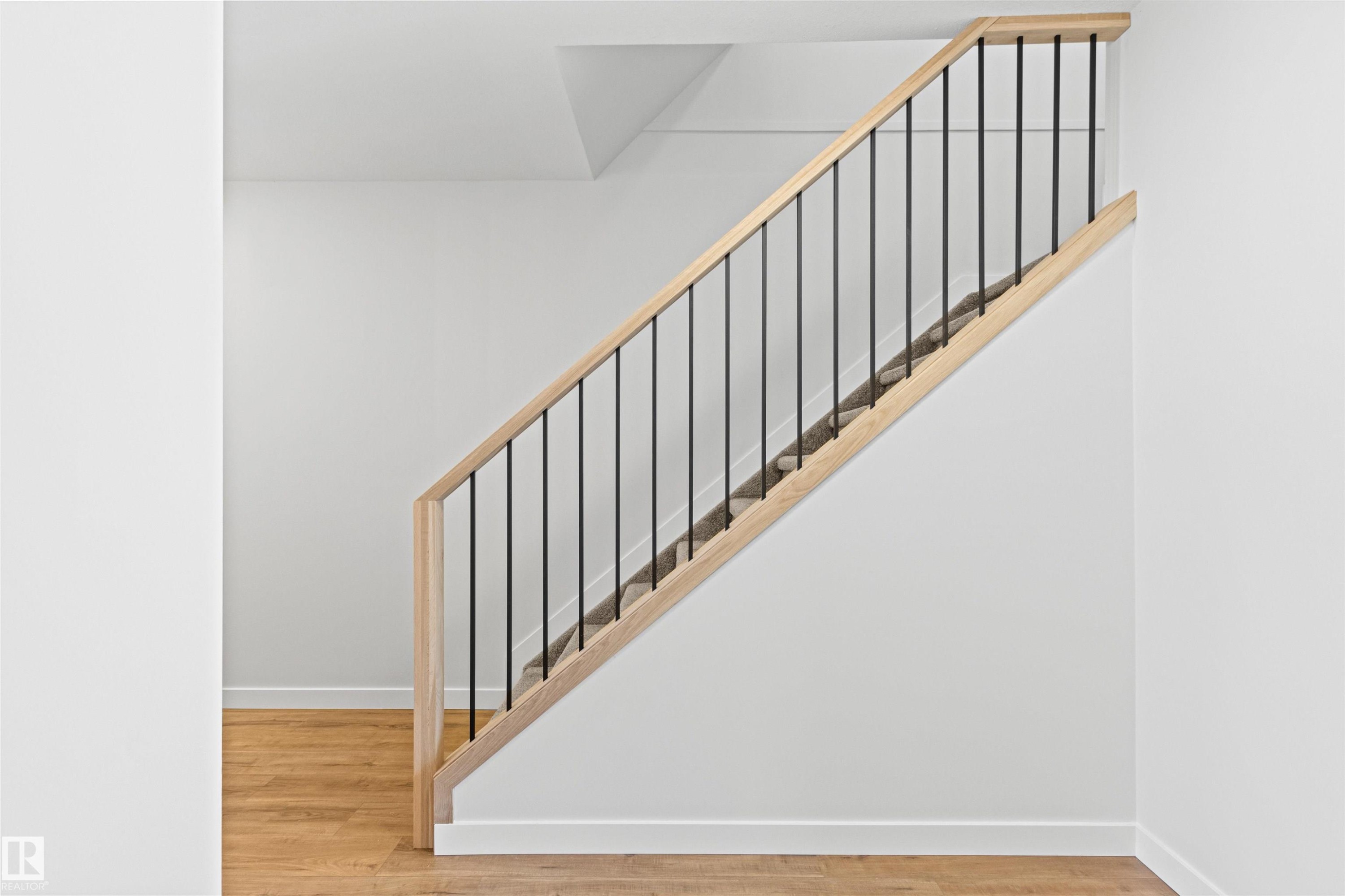 












2935 109 Street

,
Edmonton,




AB
T6J 4N6

