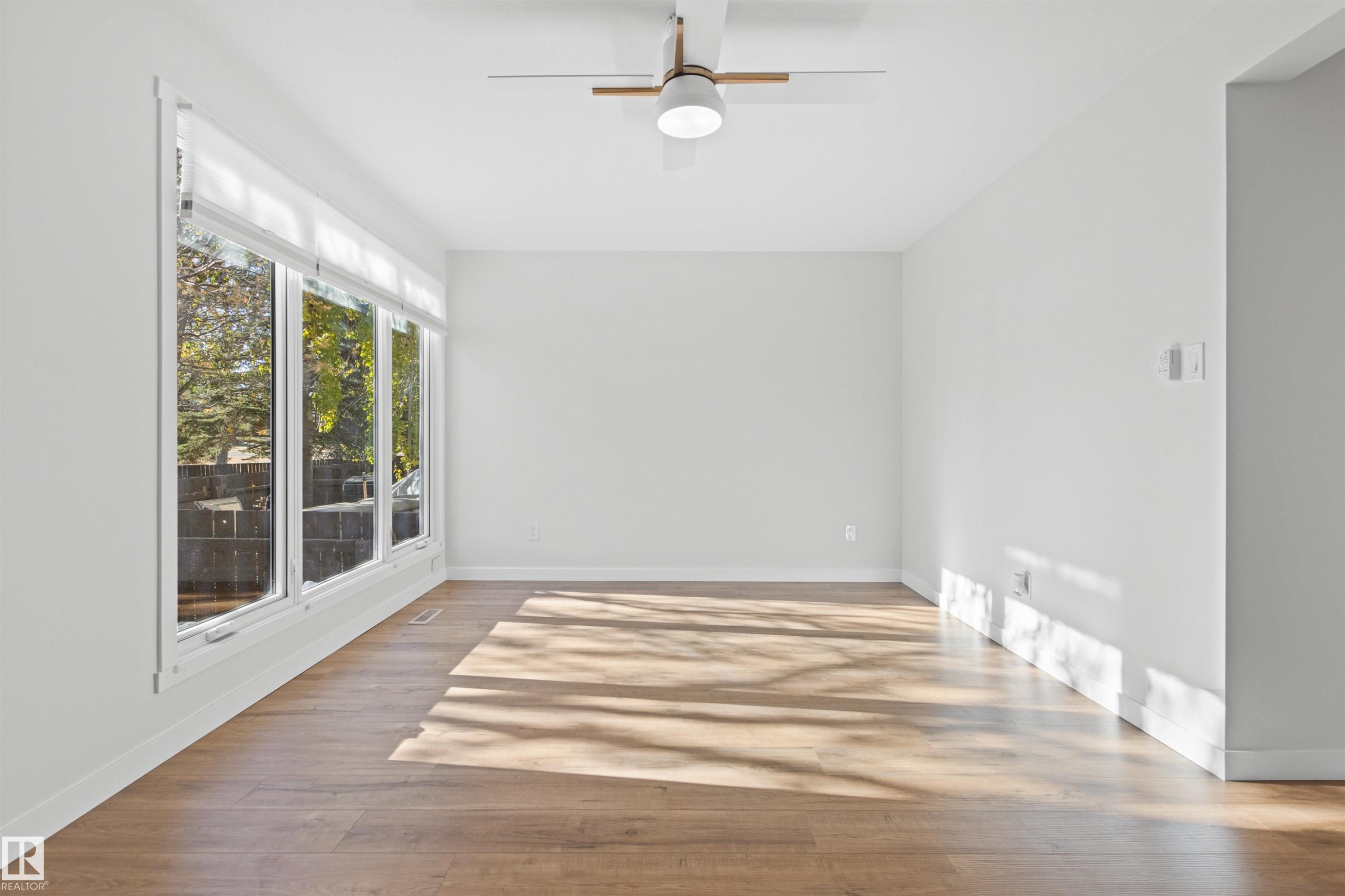 












2935 109 Street

,
Edmonton,




AB
T6J 4N6

