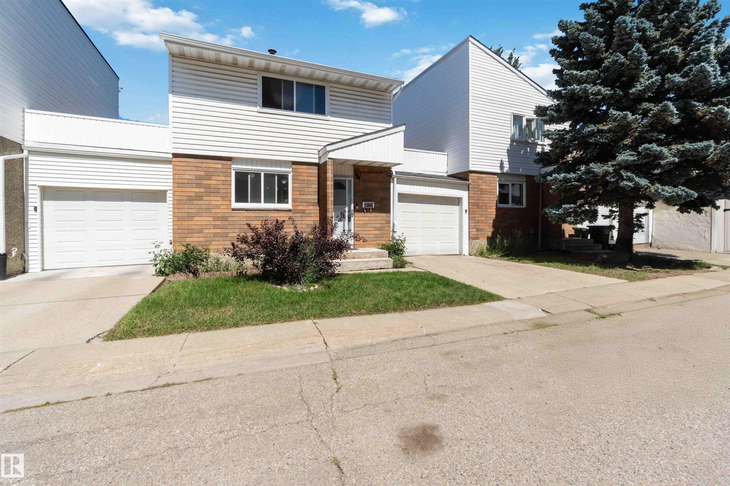 












1096 MILLBOURNE Road E

,
Edmonton,




AB
T6K 1W1

