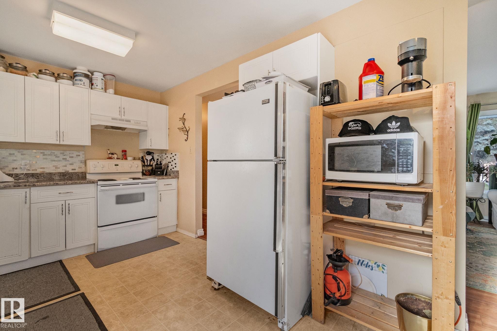 












367 EVERGREEN Street

,
Sherwood Park,




AB
T8A 1J9

