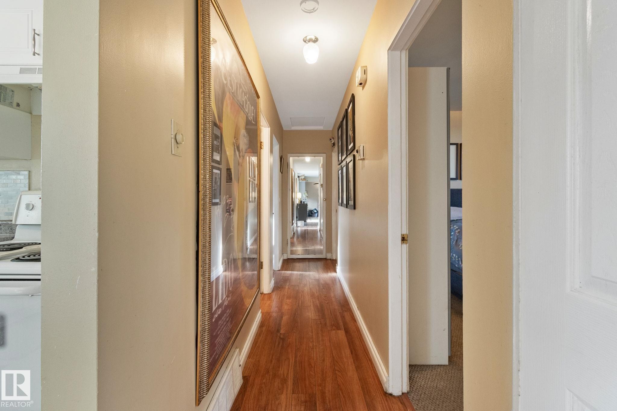 












367 EVERGREEN Street

,
Sherwood Park,




AB
T8A 1J9

