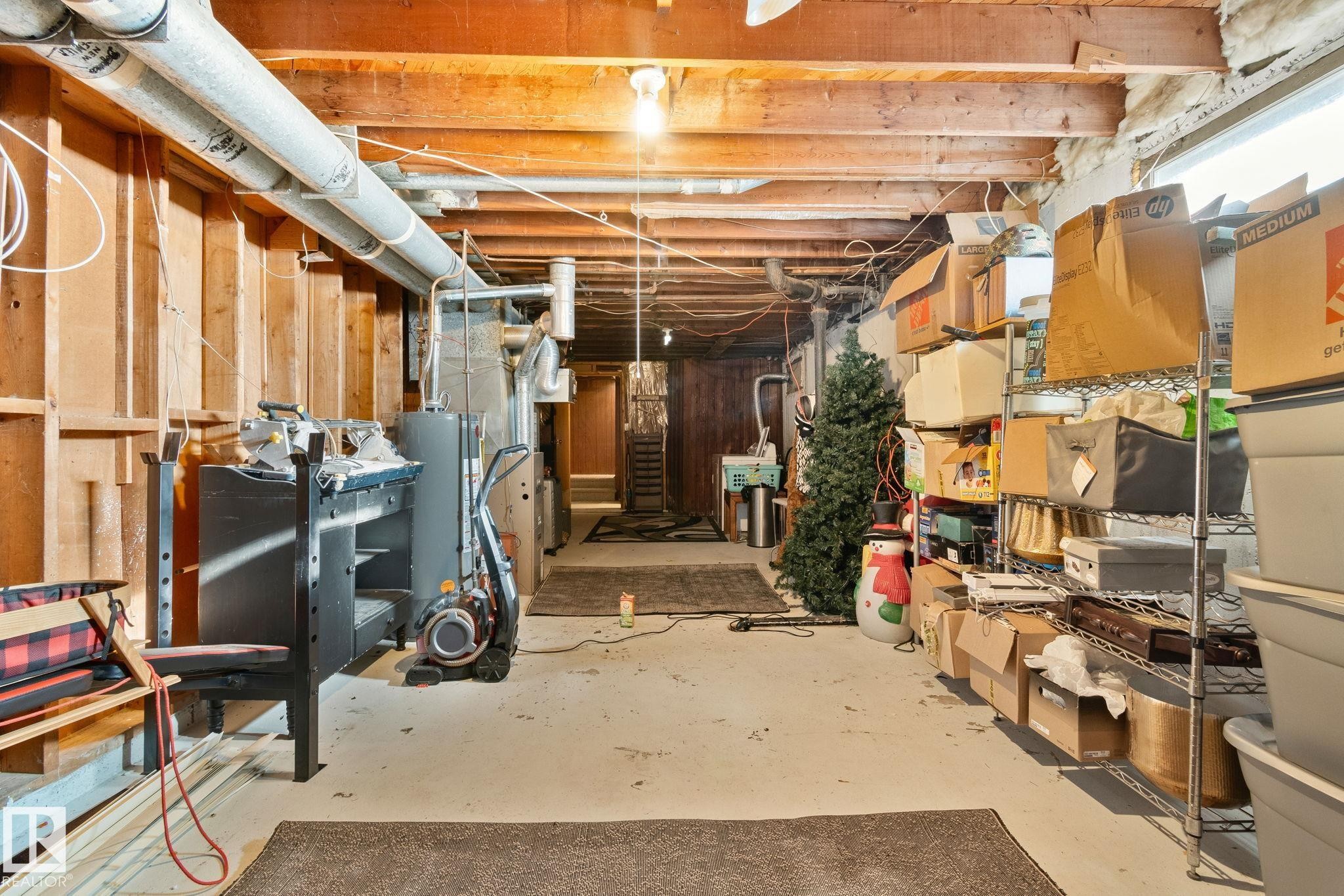 












367 EVERGREEN Street

,
Sherwood Park,




AB
T8A 1J9

