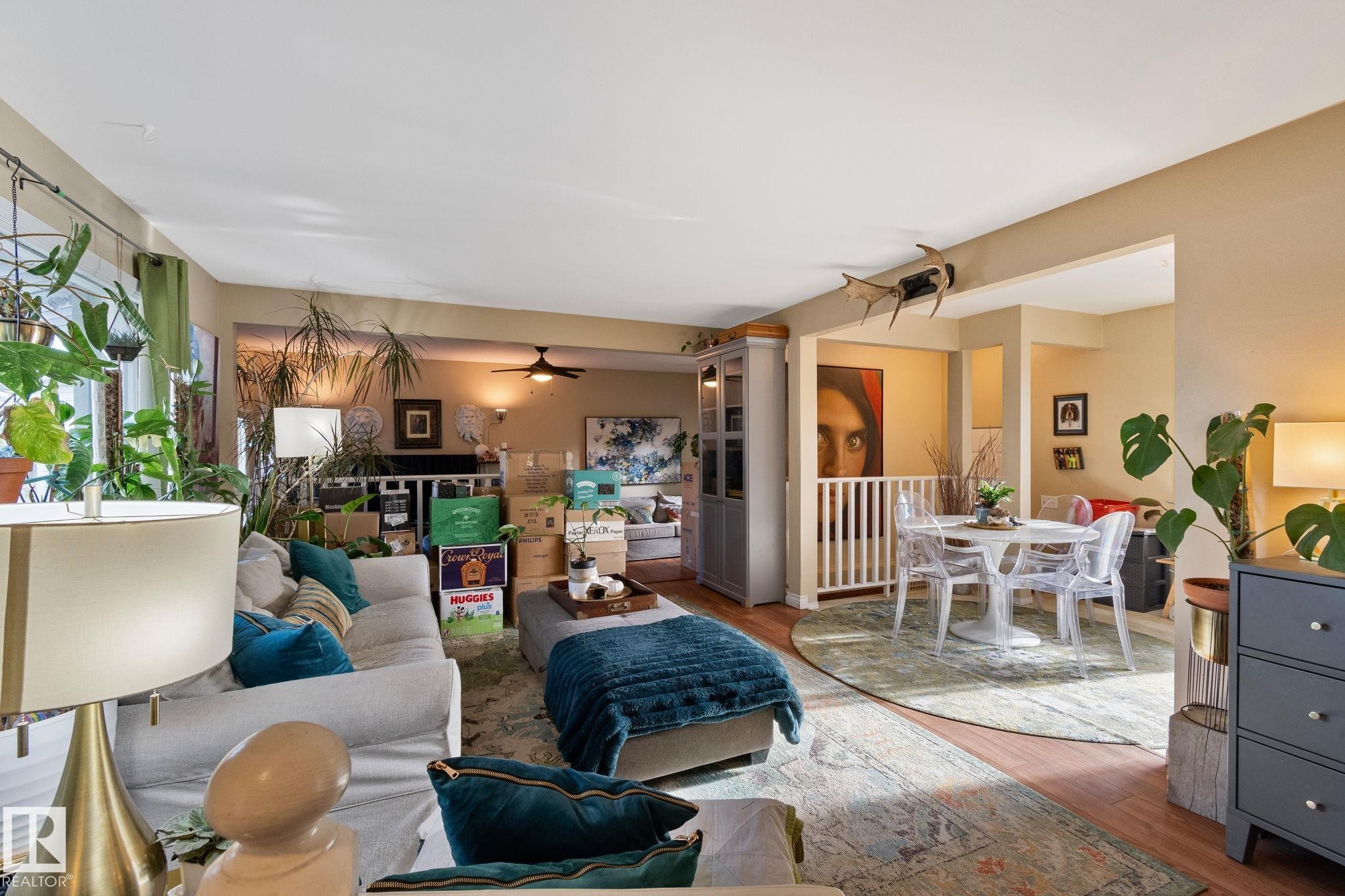 












367 EVERGREEN Street

,
Sherwood Park,




AB
T8A 1J9

