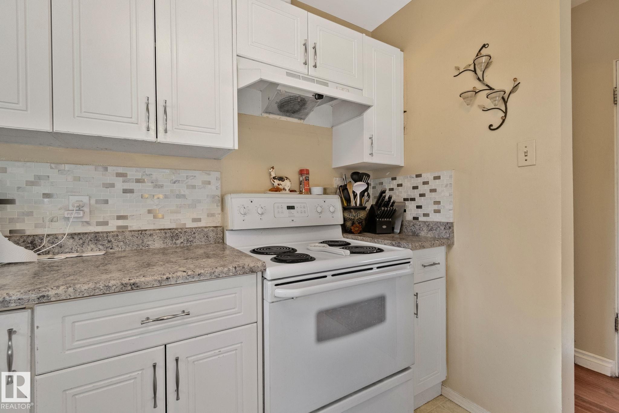 












367 EVERGREEN Street

,
Sherwood Park,




AB
T8A 1J9

