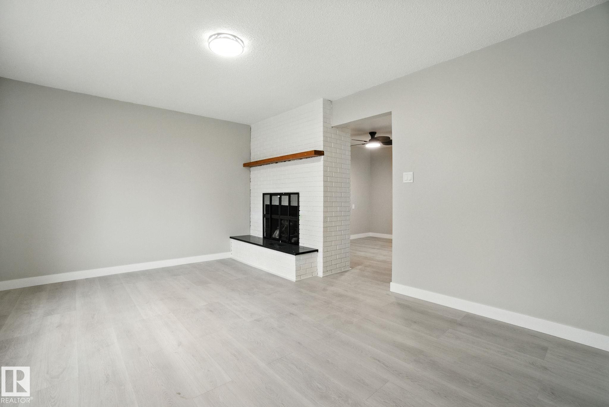 












13218 81 Street

,
Edmonton,




AB
T5C 1N7

