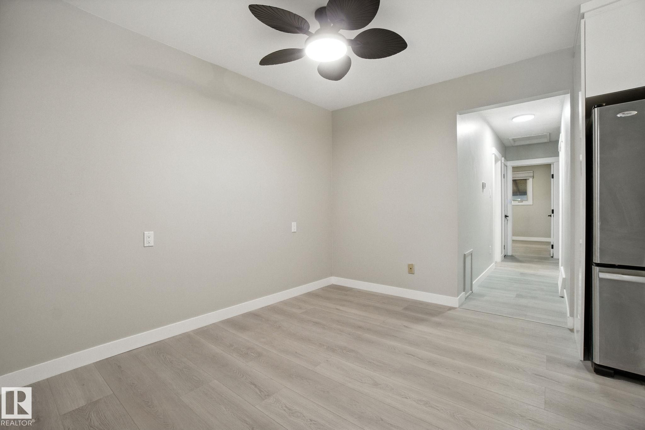 












13218 81 Street

,
Edmonton,




AB
T5C 1N7

