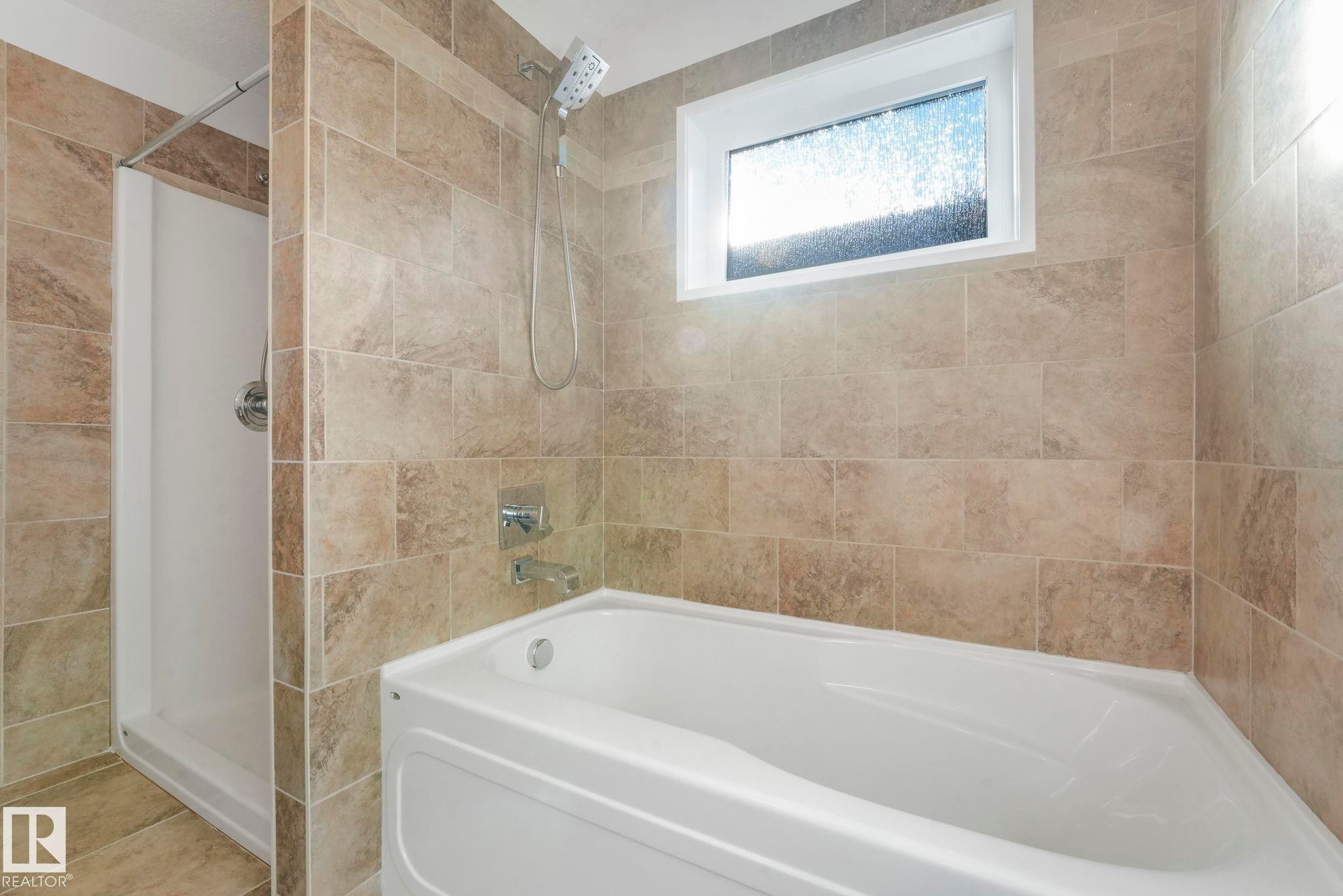 












11625 126 Street

,
Edmonton,




AB
T5M 0R9

