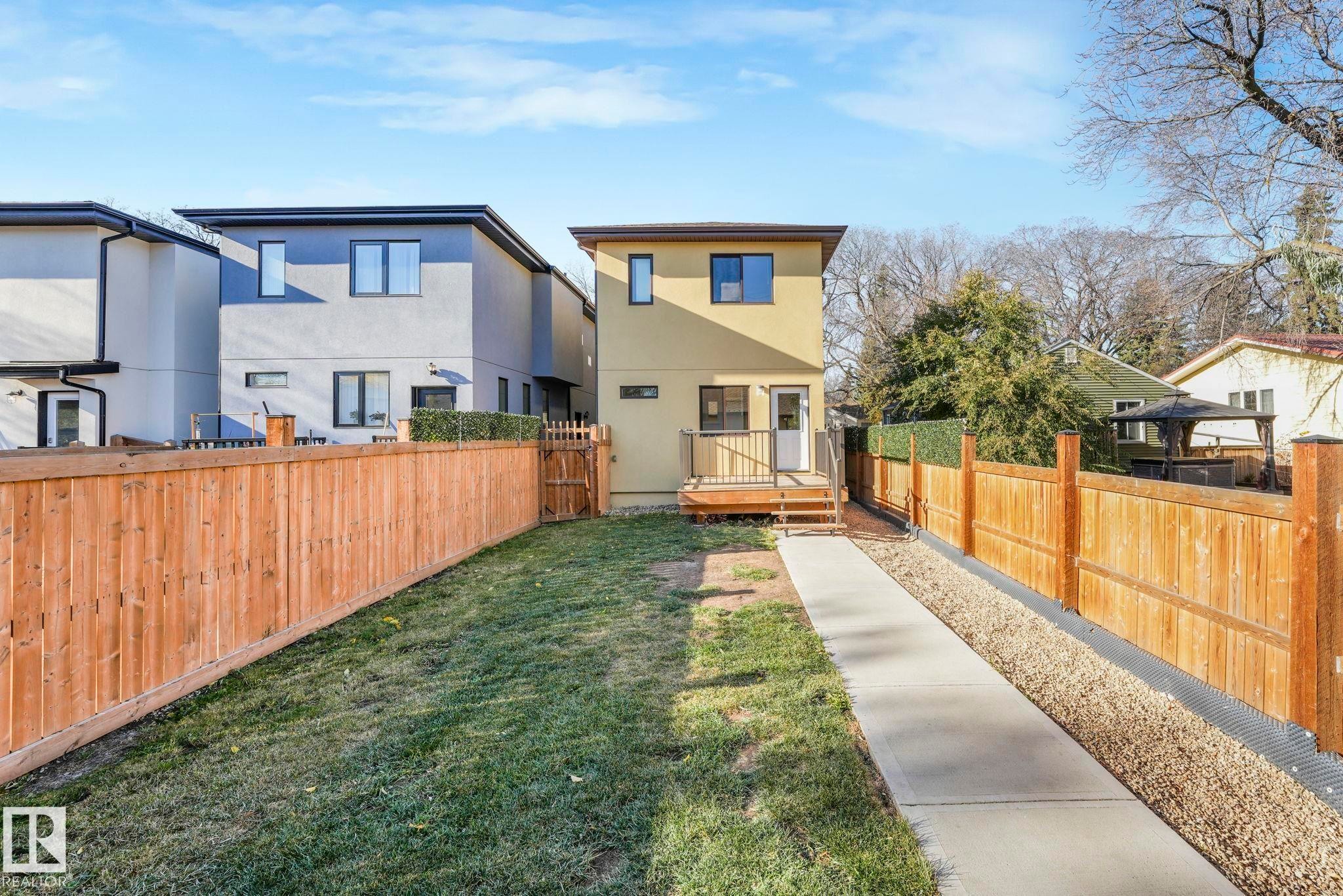 












11625 126 Street

,
Edmonton,




AB
T5M 0R9

