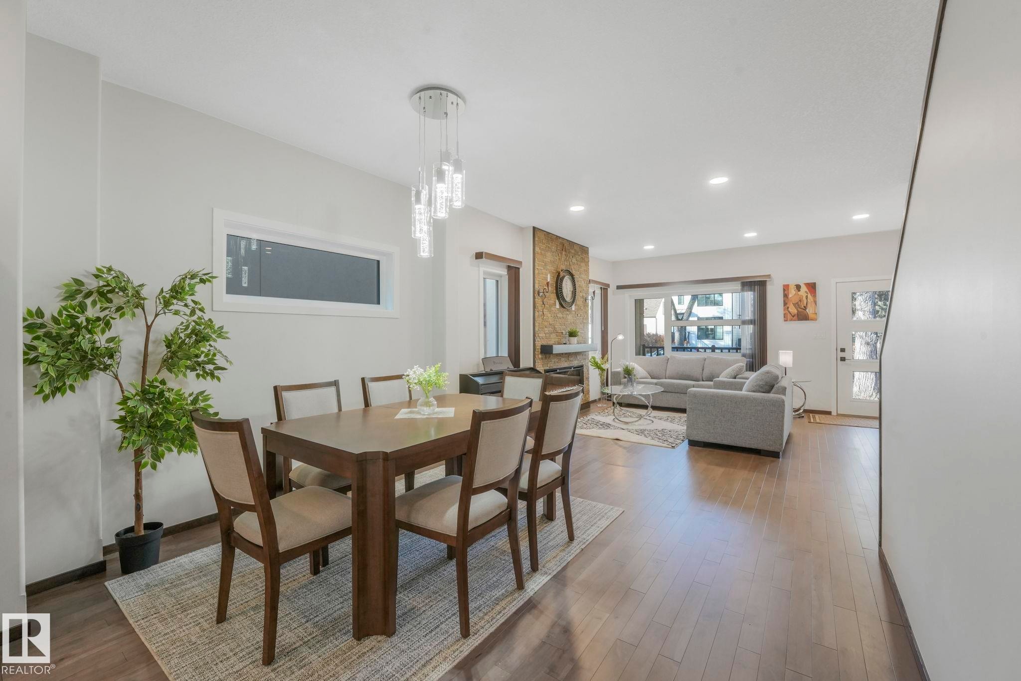 












11625 126 Street

,
Edmonton,




AB
T5M 0R9

