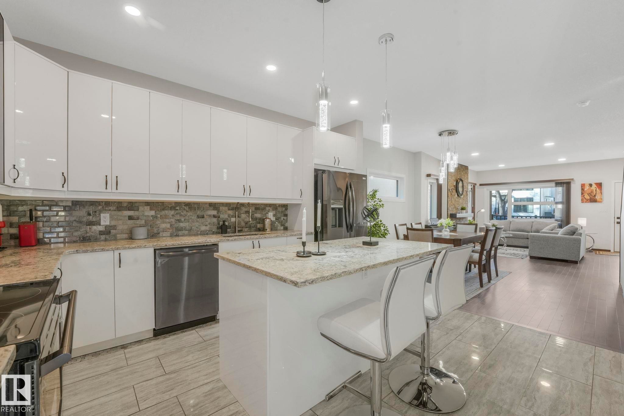 












11625 126 Street

,
Edmonton,




AB
T5M 0R9

