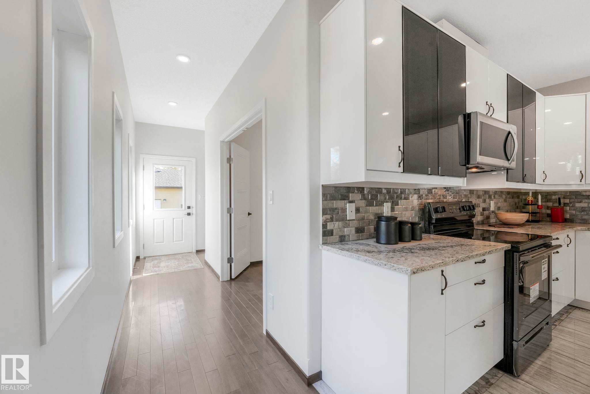 












11625 126 Street

,
Edmonton,




AB
T5M 0R9

