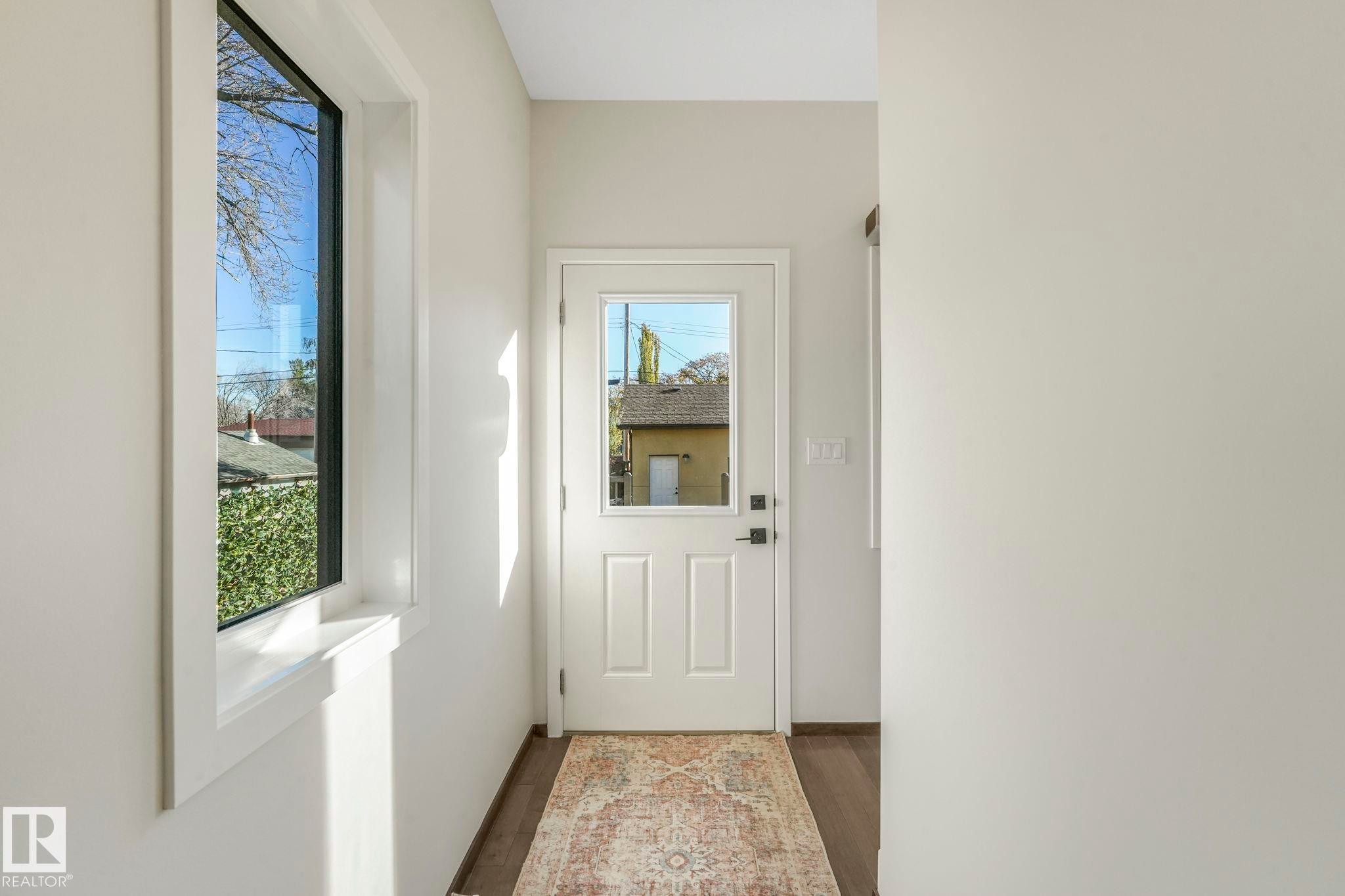 












11625 126 Street

,
Edmonton,




AB
T5M 0R9

