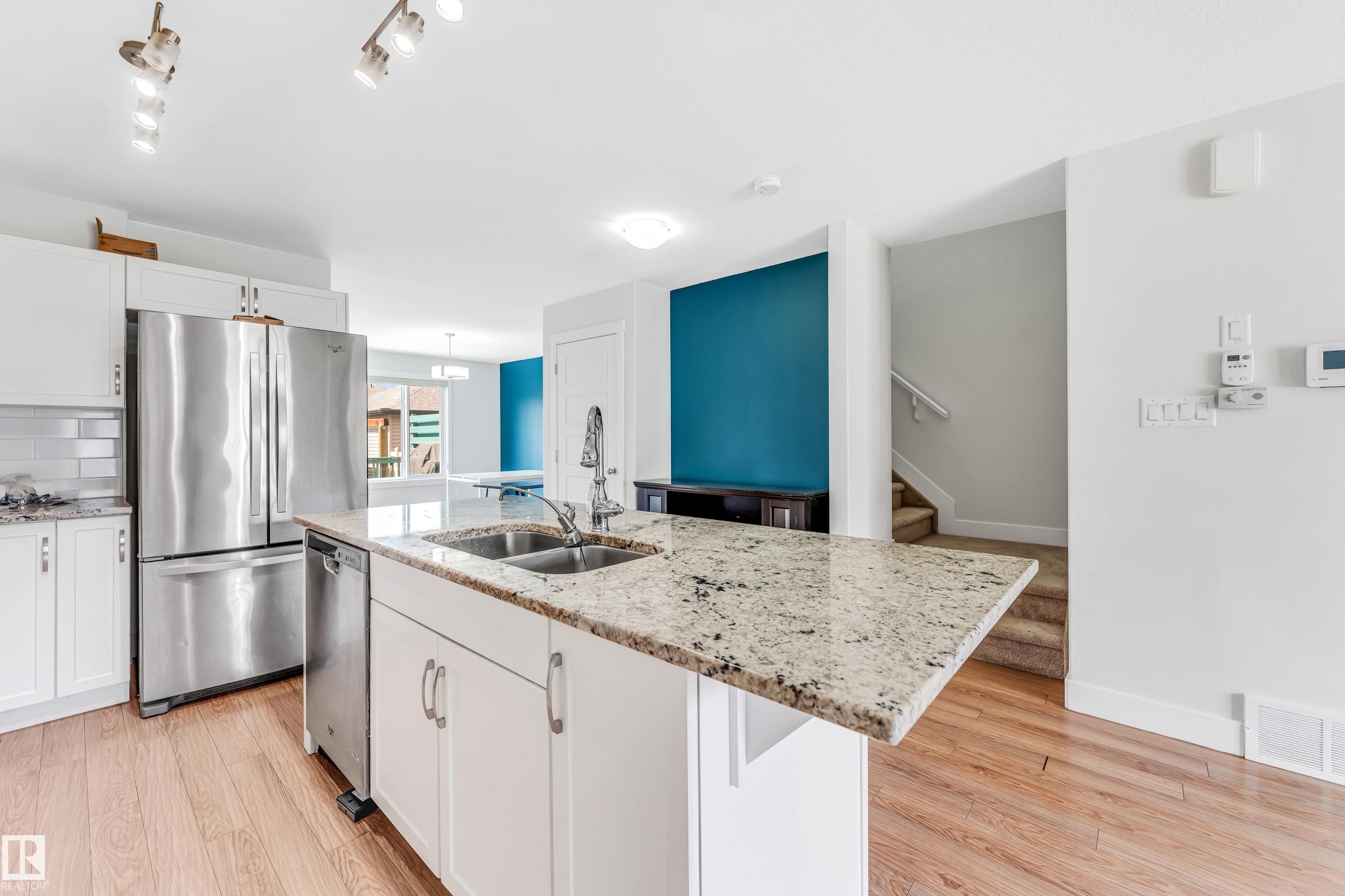 












1544 21 Street

,
Edmonton,




AB
T6T 2B7

