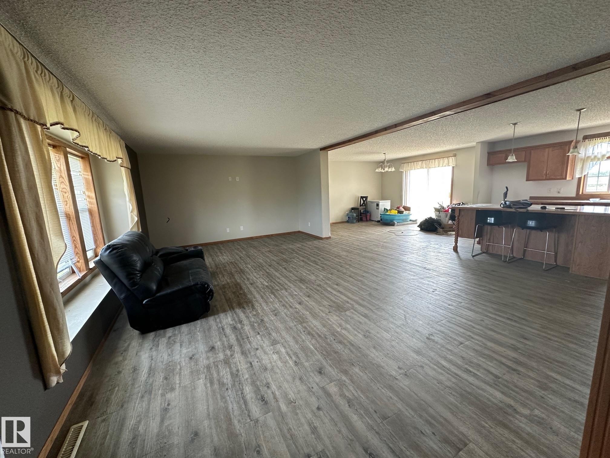 












50566 RR 220

,
Rural Leduc County,




AB
T0B 3M0

