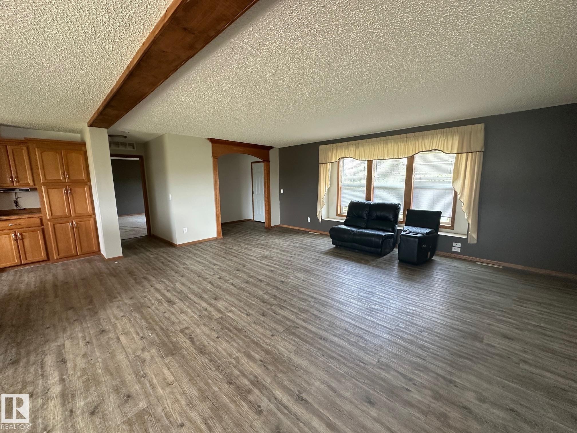 












50566 RR 220

,
Rural Leduc County,




AB
T0B 3M0

