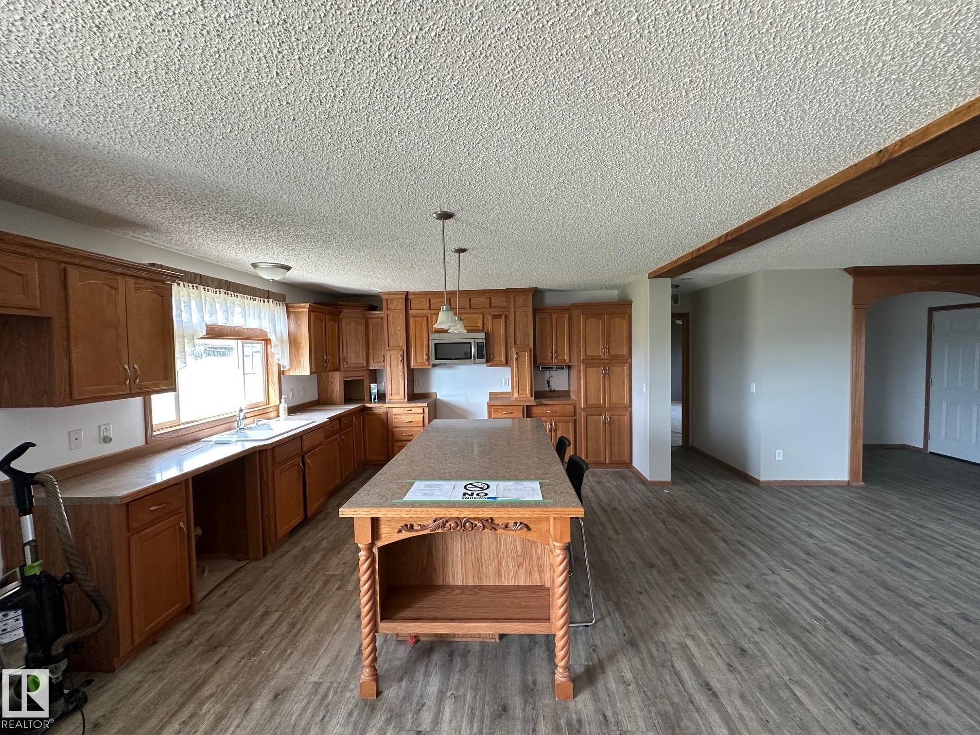 












50566 RR 220

,
Rural Leduc County,




AB
T0B 3M0

