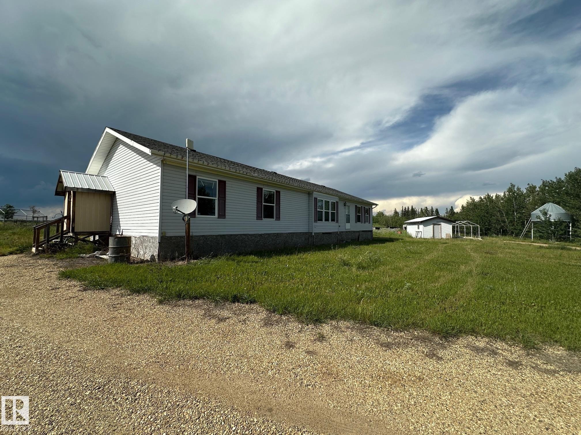 












50566 RR 220

,
Rural Leduc County,




AB
T0B 3M0

