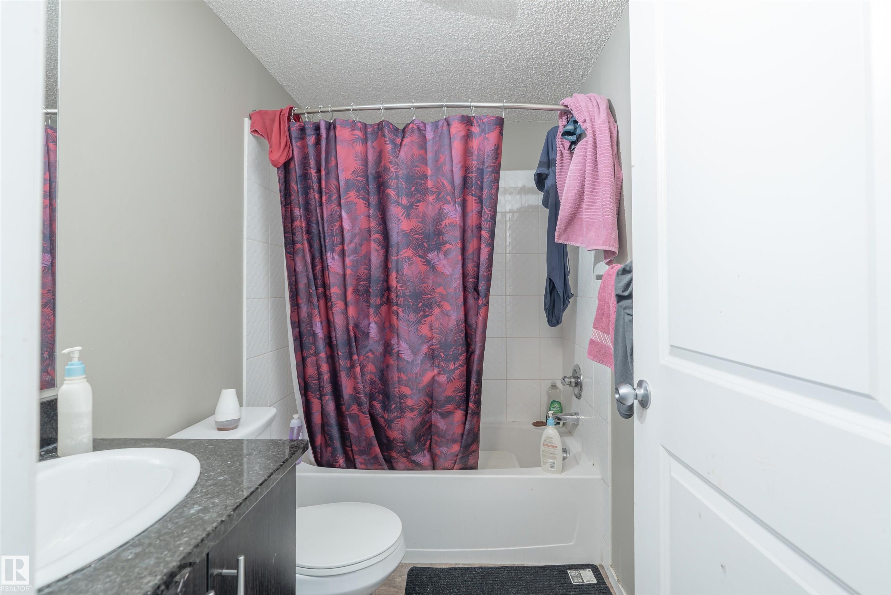 












206 3207 JAMES MOWATT Trail

,
Edmonton,




AB
T6W 3L6

