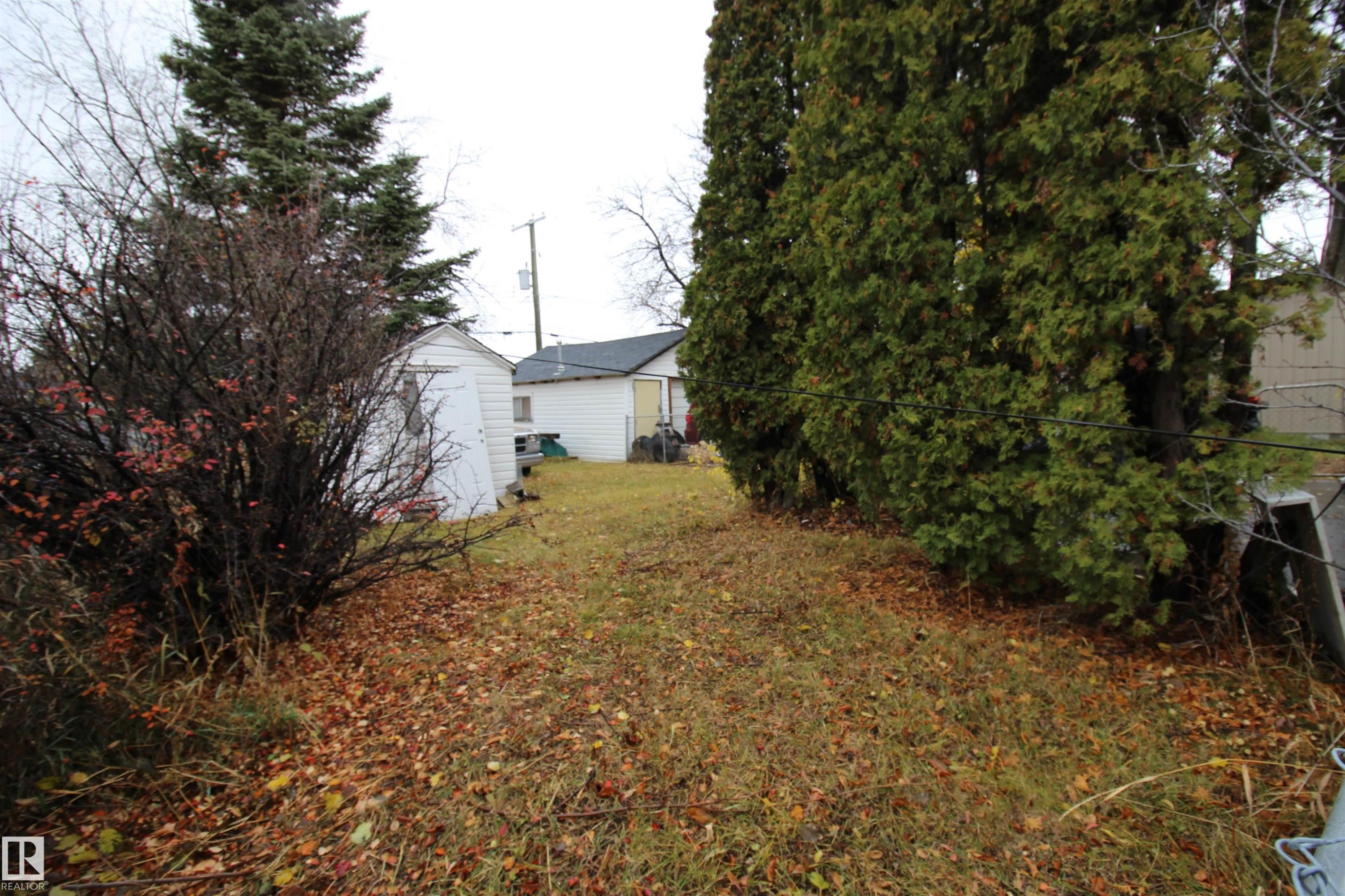 












10228 104 Street

,
Westlock,




AB
T7P 1V6

