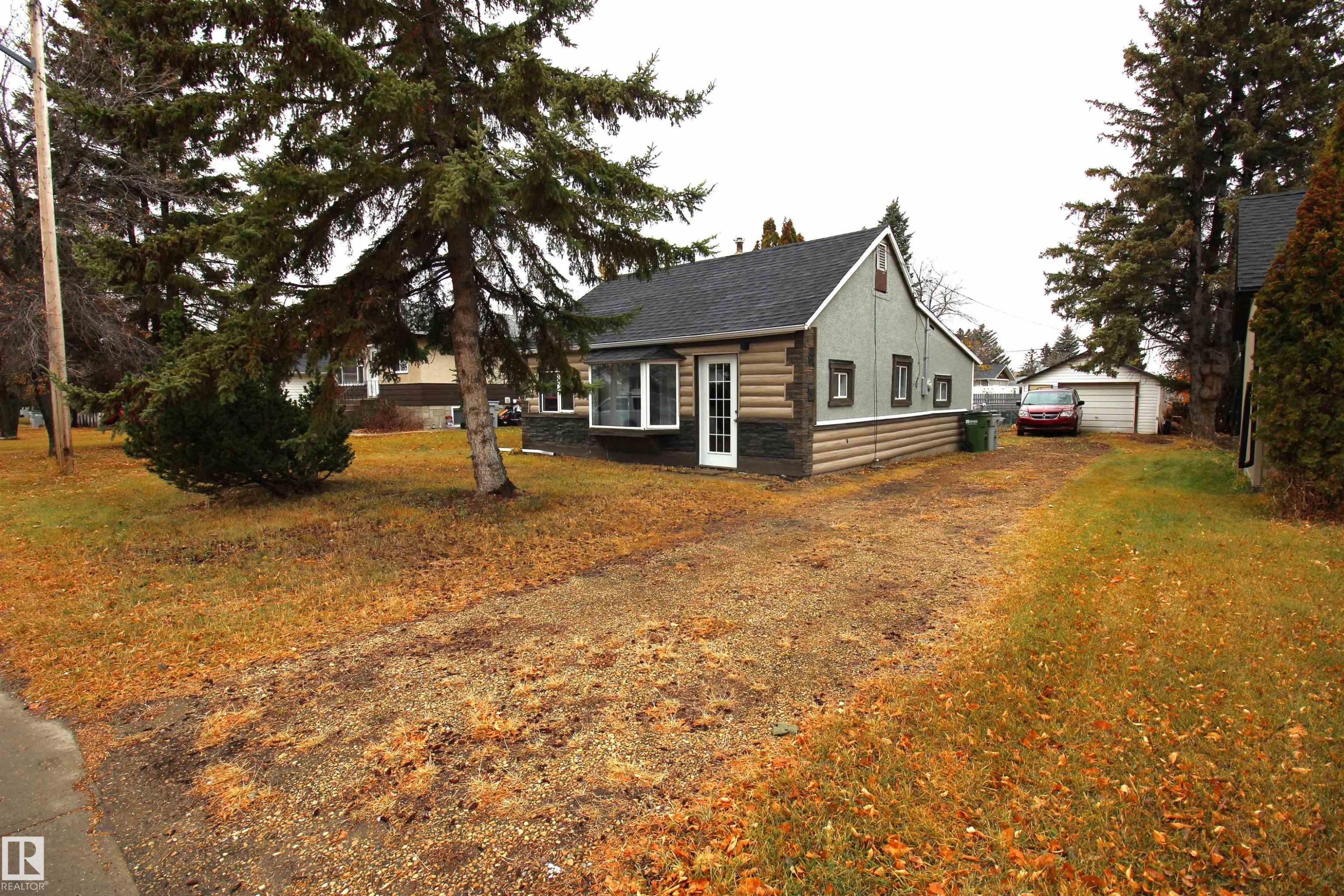 












10228 104 Street

,
Westlock,




AB
T7P 1V6

