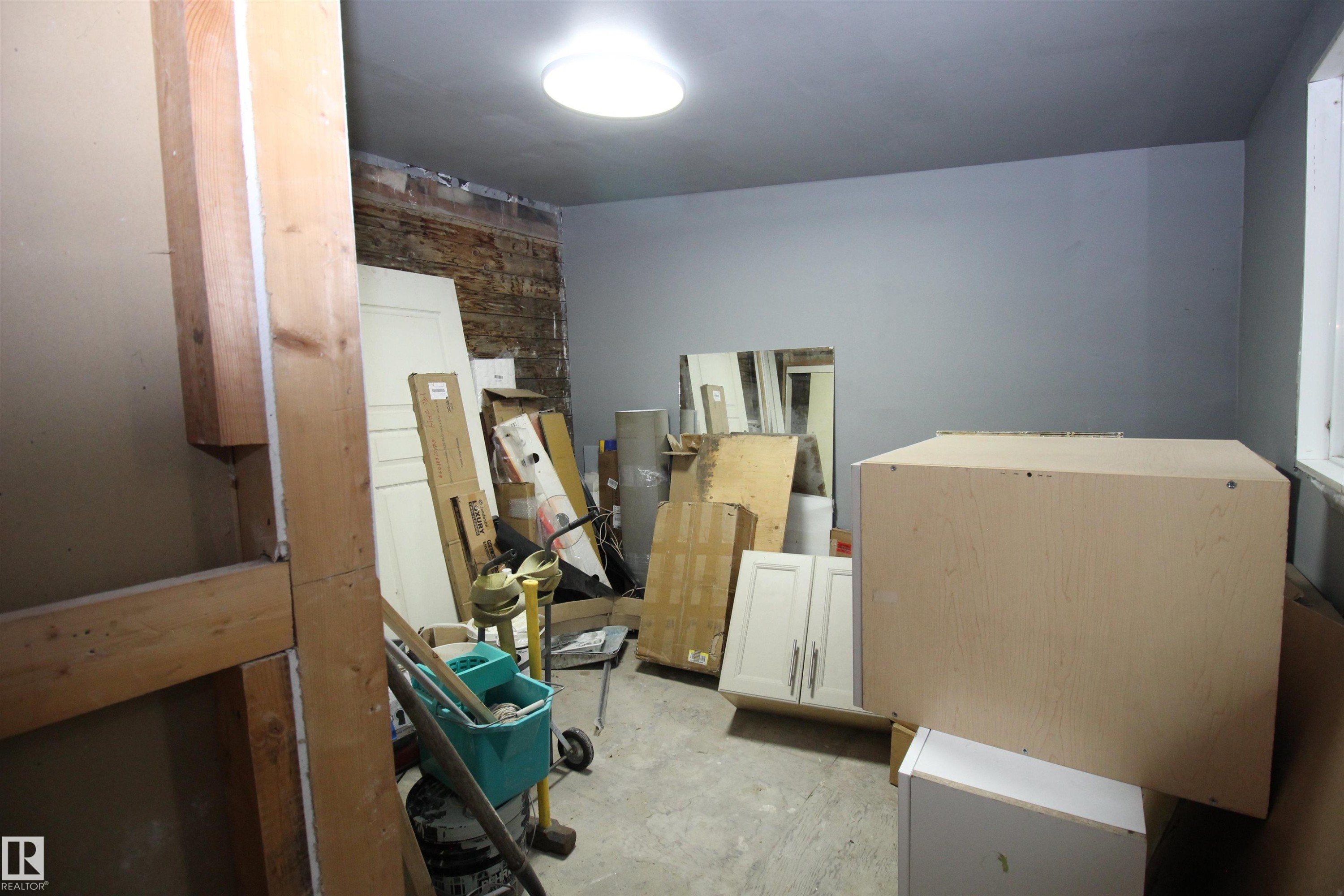 












10228 104 Street

,
Westlock,




AB
T7P 1V6

