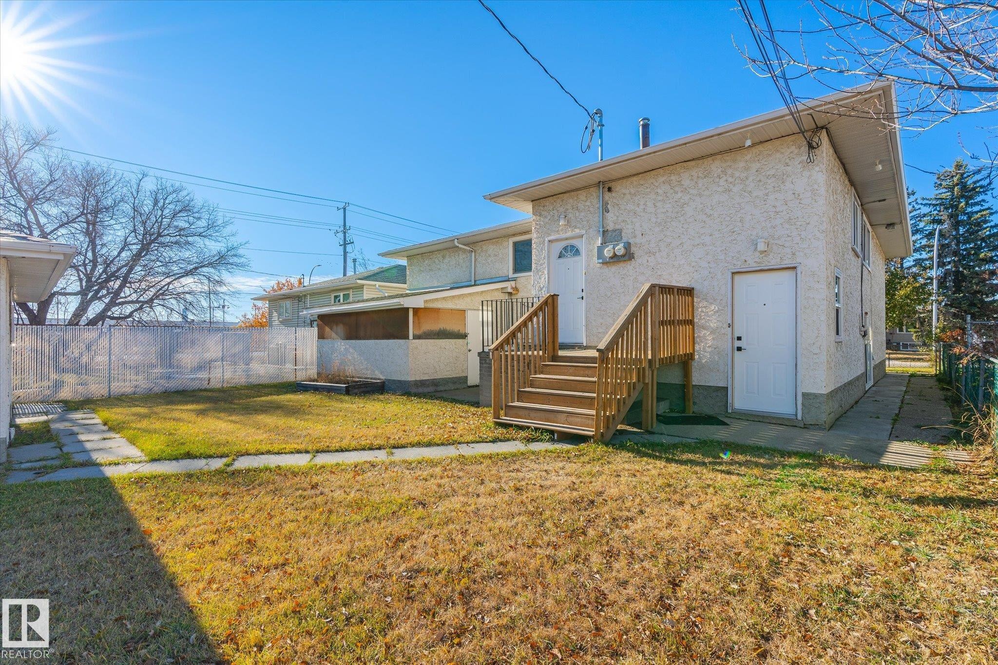 












12707 & 12709 92 Street

,
Edmonton,




AB
T5E 3R3

